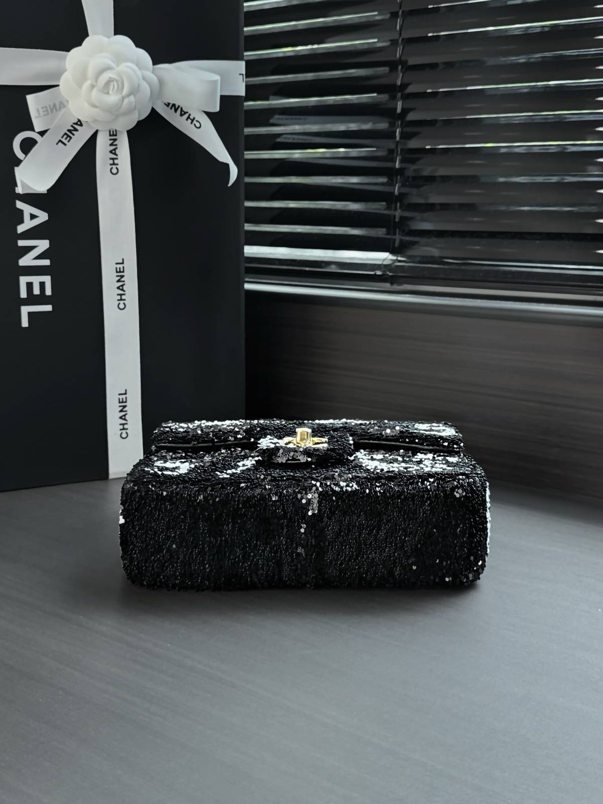シャネル CHANEL マトラッセ デカマトラッセ チェーンショルダーバッグ ブラック ゴールド金具 レザー編み込みチェ - 画像 16