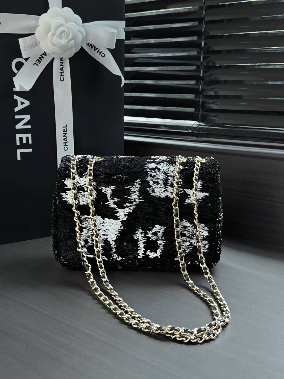 シャネル CHANEL マトラッセ デカマトラッセ チェーンショルダーバッグ ブラック ゴールド金具 レザー編み込みチェ - 画像 18
