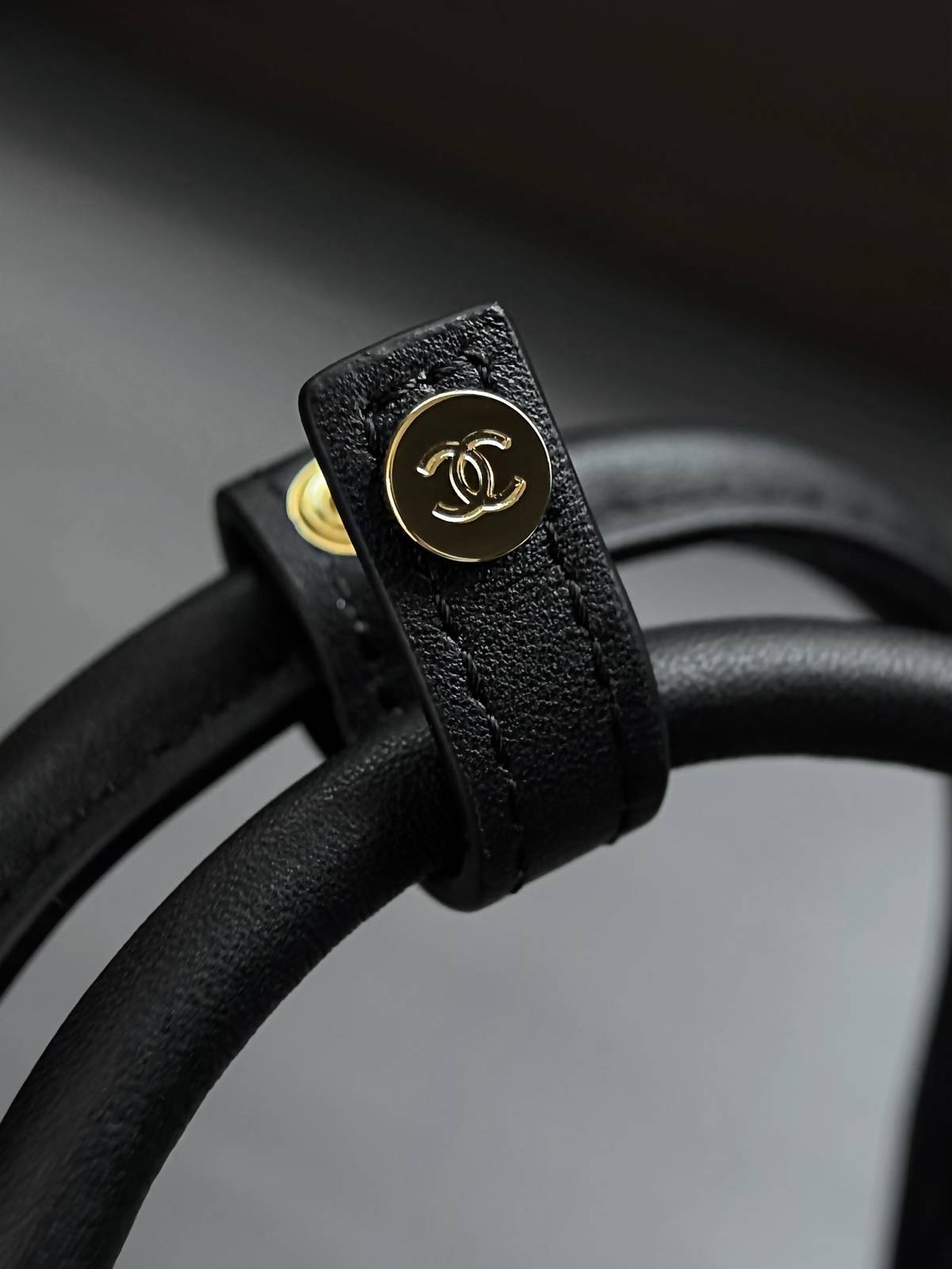 シャネル CHANEL マトラッセ ブラック ラムスキン チェーンショルダーバッグ ゴールド金具 レディース - 画像 7