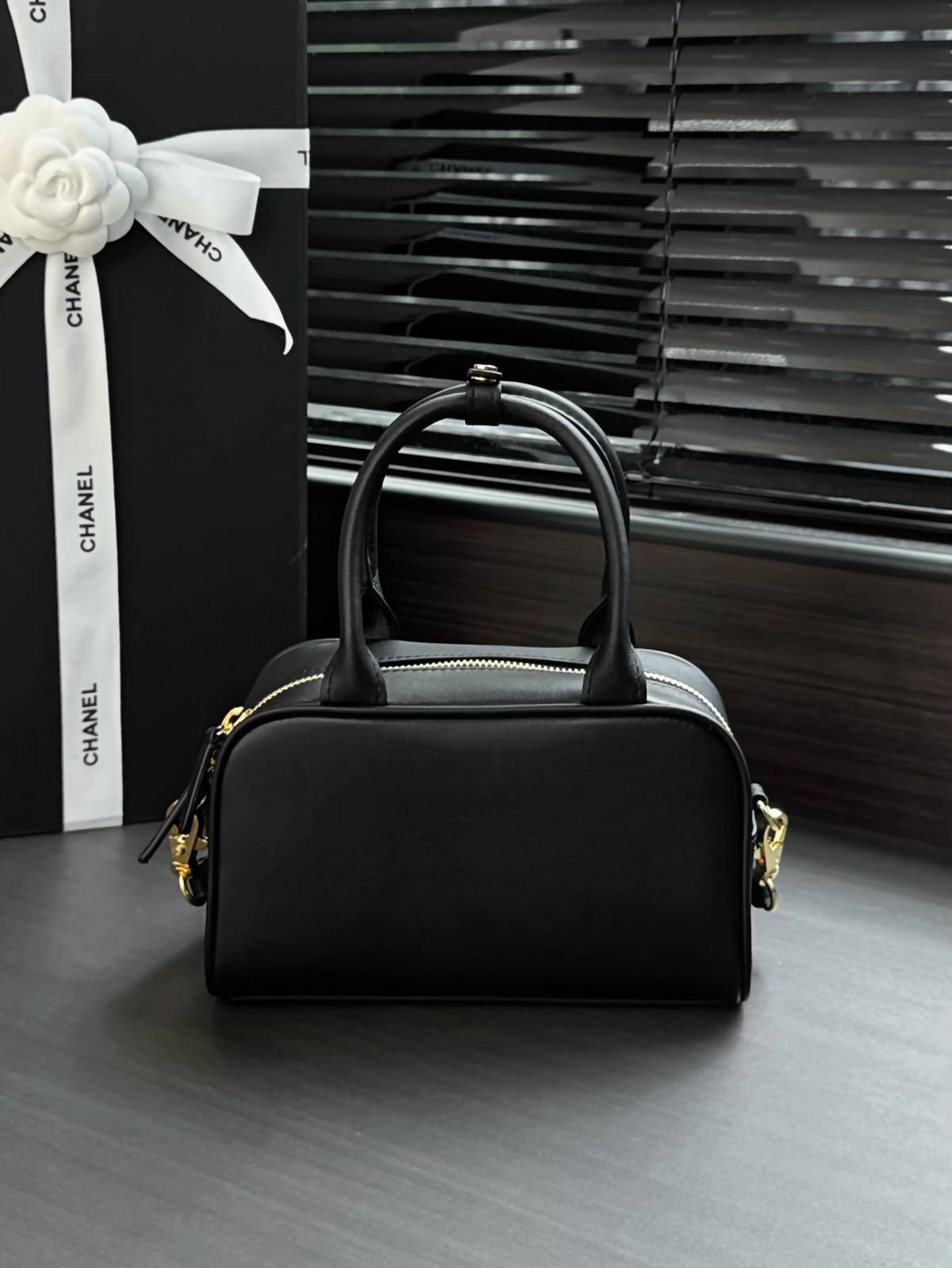 シャネル CHANEL マトラッセ ブラック ラムスキン チェーンショルダーバッグ ゴールド金具 レディース - 画像 10