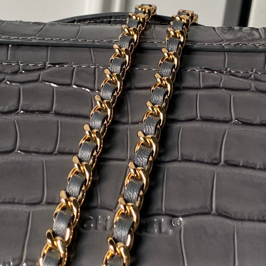 シャネル CHANEL キャビアスキン マトラッセ バニティバッグ ゴールド金具 レザー編み込みチェーン ショルダーバッ - 画像 4