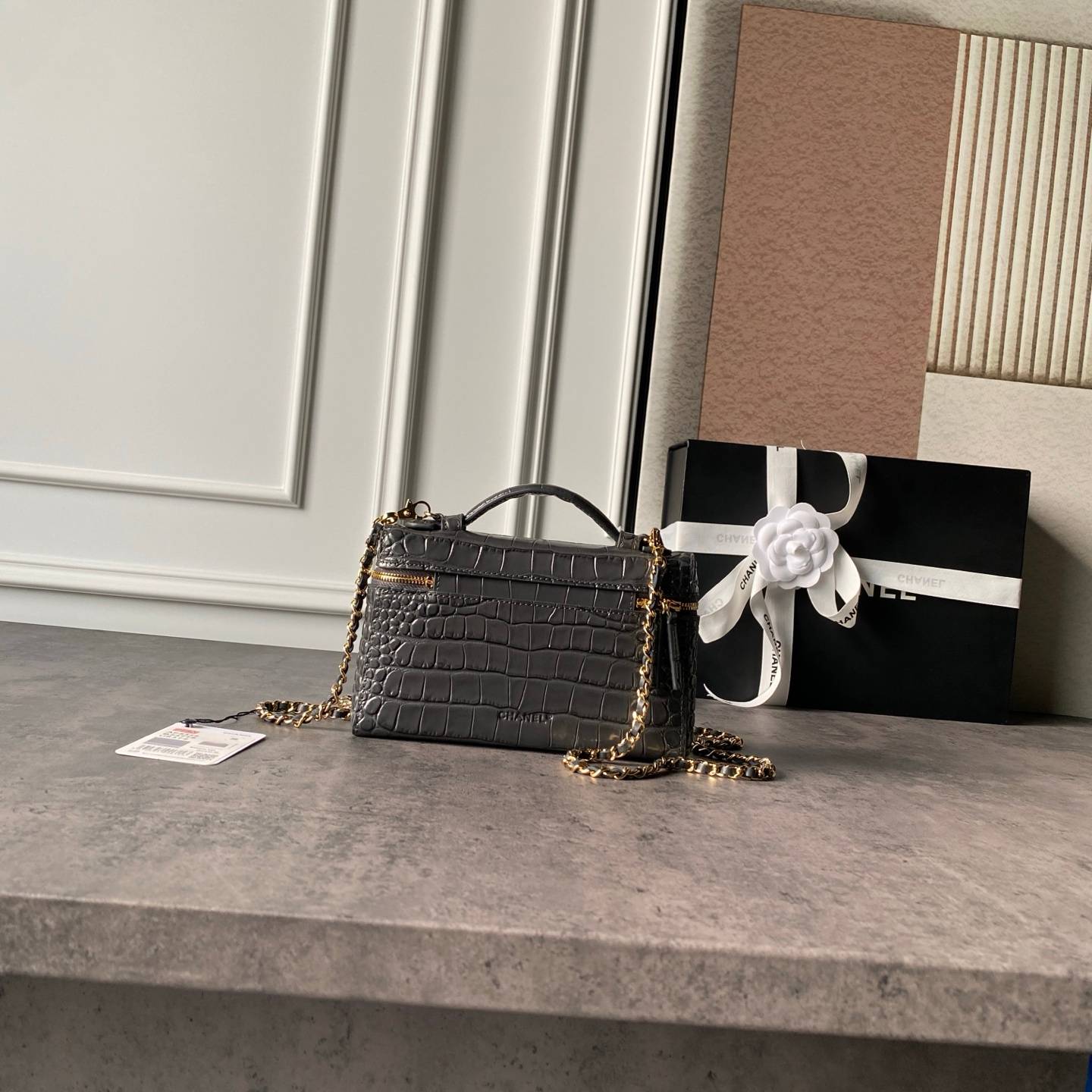 シャネル CHANEL キャビアスキン マトラッセ バニティバッグ ゴールド金具 レザー編み込みチェーン ショルダーバッ - 画像 9