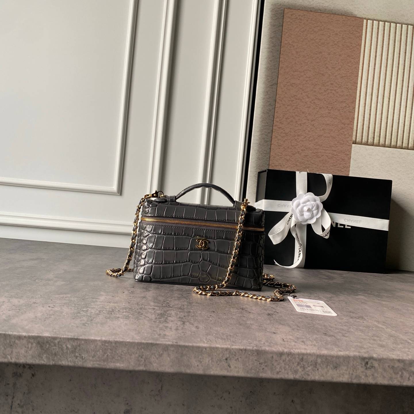シャネル CHANEL キャビアスキン マトラッセ バニティバッグ ゴールド金具 レザー編み込みチェーン ショルダーバッ - 画像 10