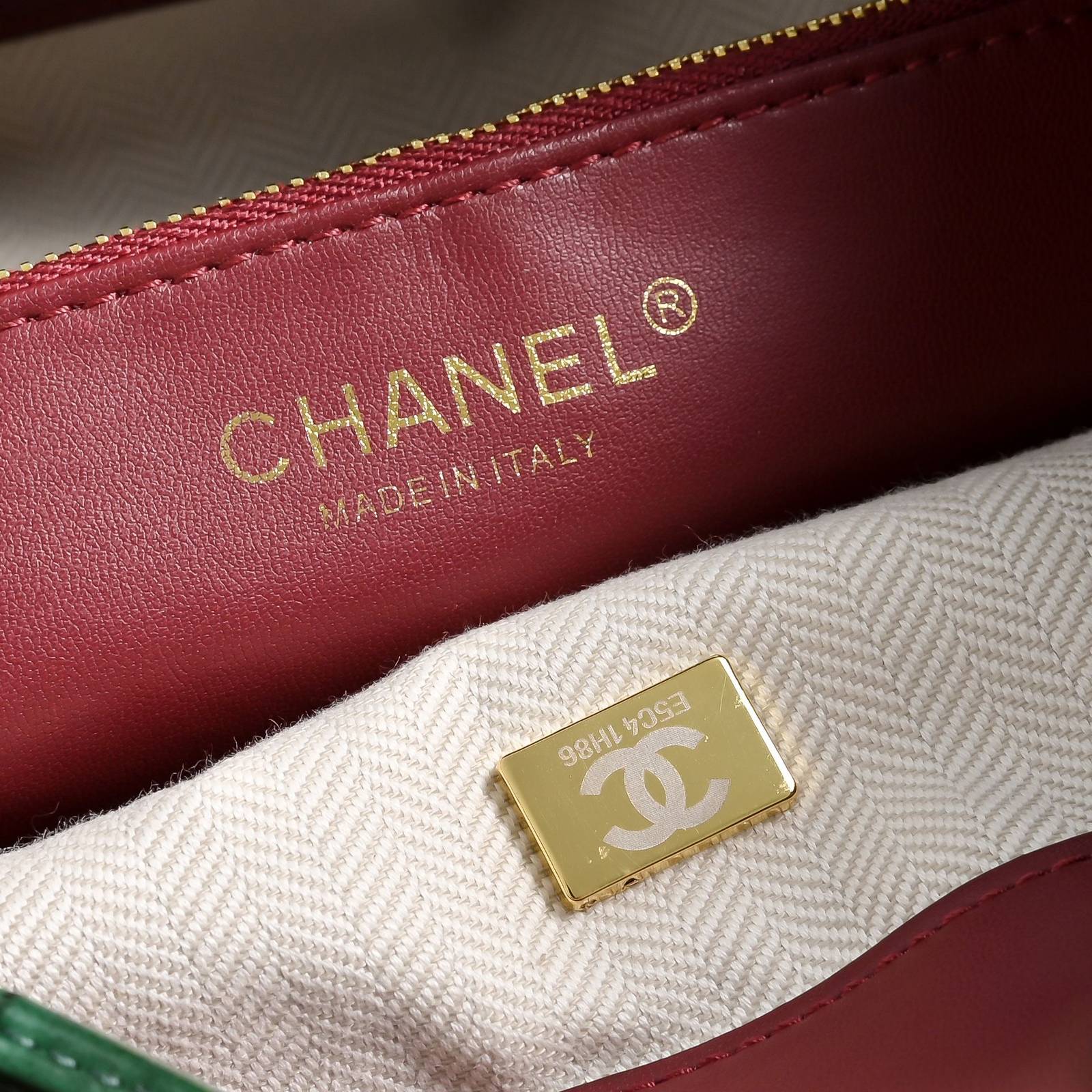 シャネル CHANEL 80030 マトラッセ ラムスキン チェーンショルダーバッグ ゴールド金具 レディース - 画像 2