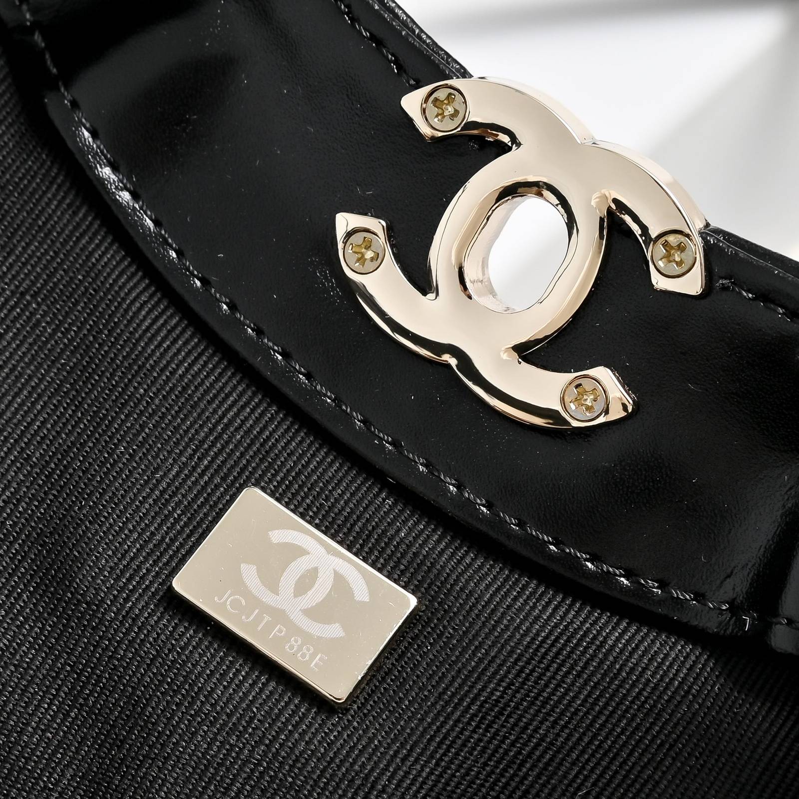 シャネル CHANEL マトラッセ マルチカラー ラムスキン チェーンショルダーバッグ ゴールド金具 レディース - 画像 2