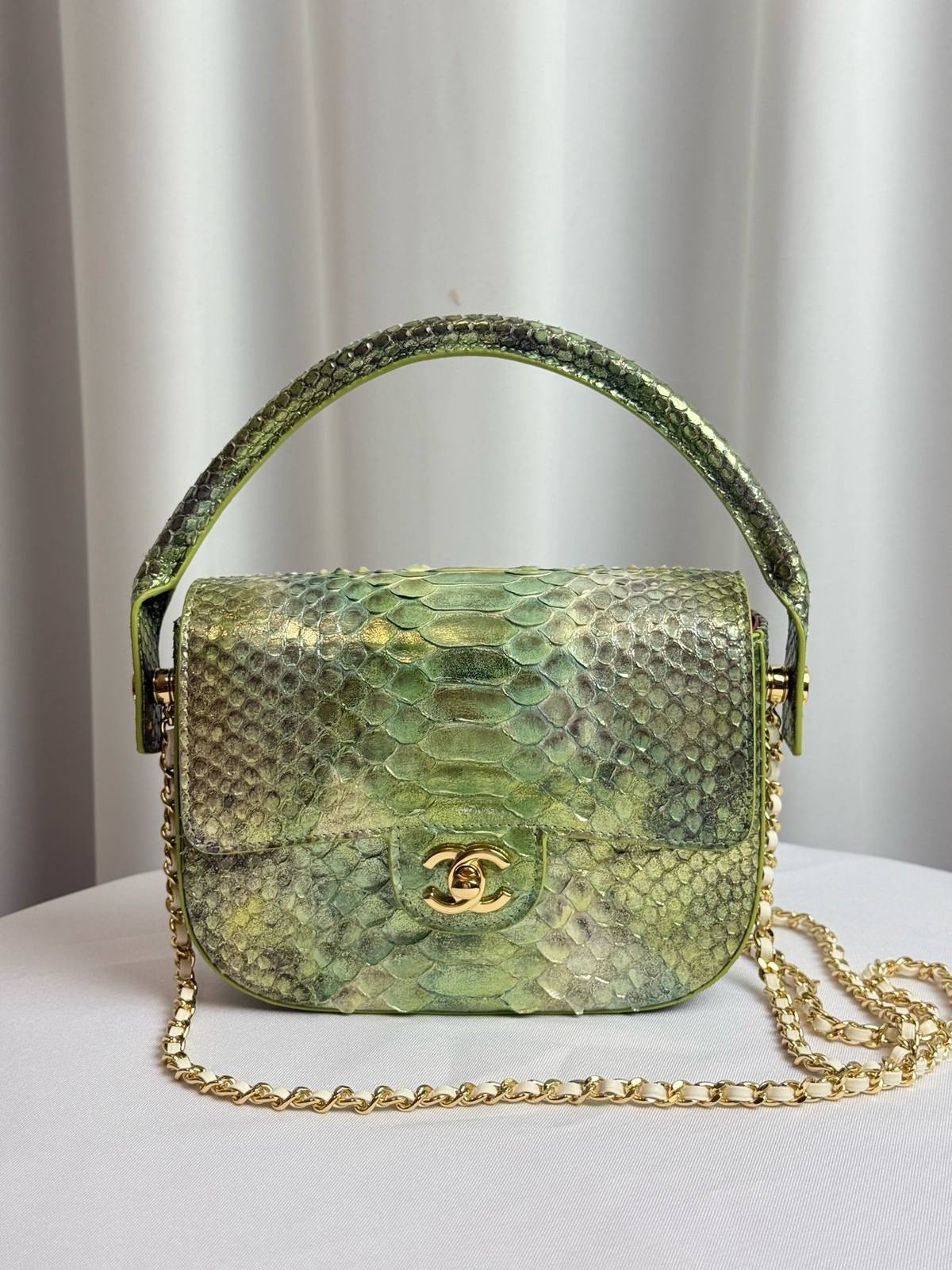 シャネル 2626 マトラッセ ピンク ブラック ゴールド金具 チェーンショルダーバッグ 2WAY レディース - 画像 2