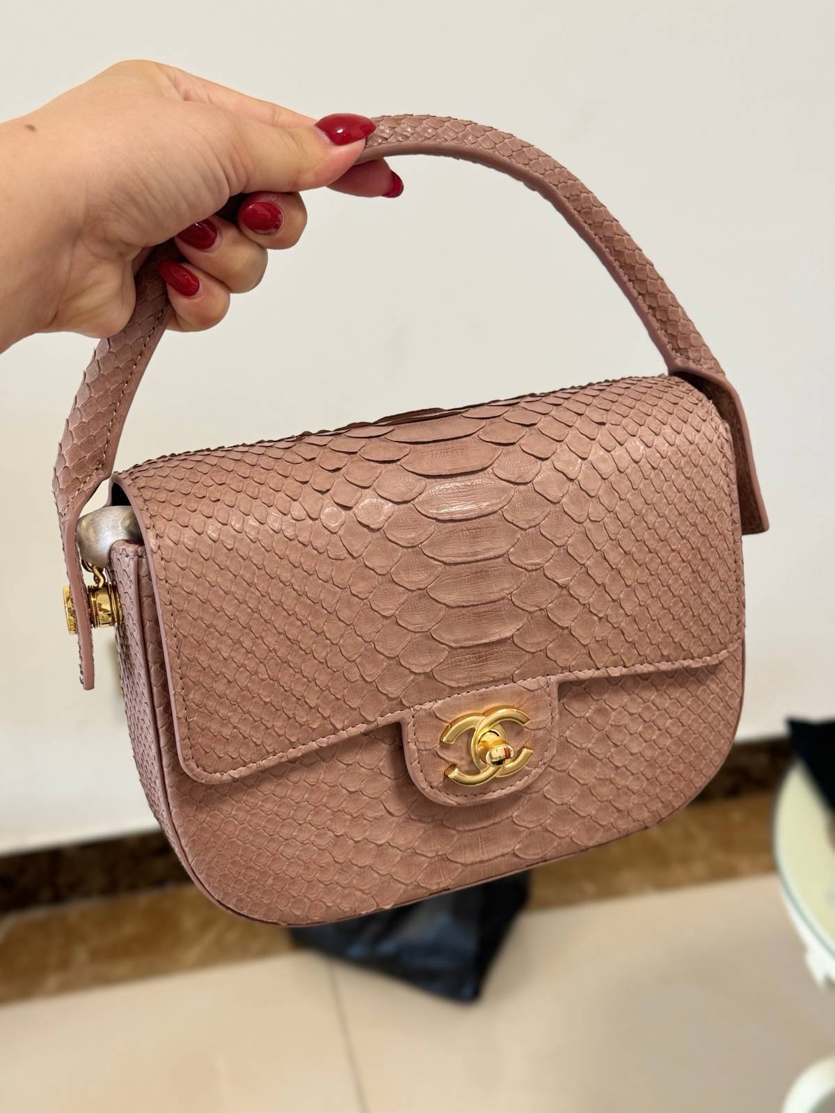 シャネル 2626 マトラッセ ピンク ブラック ゴールド金具 チェーンショルダーバッグ 2WAY レディース - 画像 6