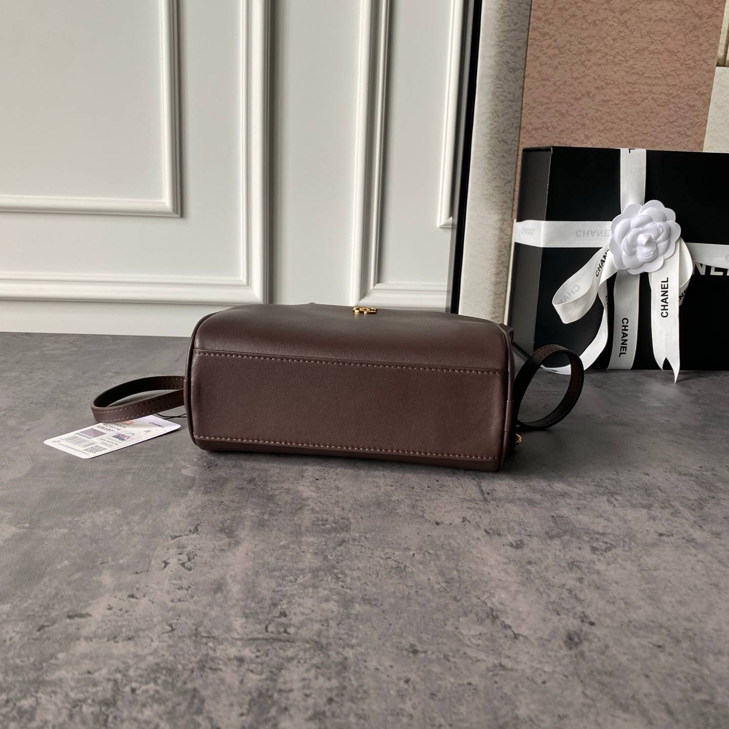 シャネル CHANEL AP5628 ミニボストンバッグ キャビアスキン ブラック ゴールド金具 ターンロック 2WAY - 画像 6