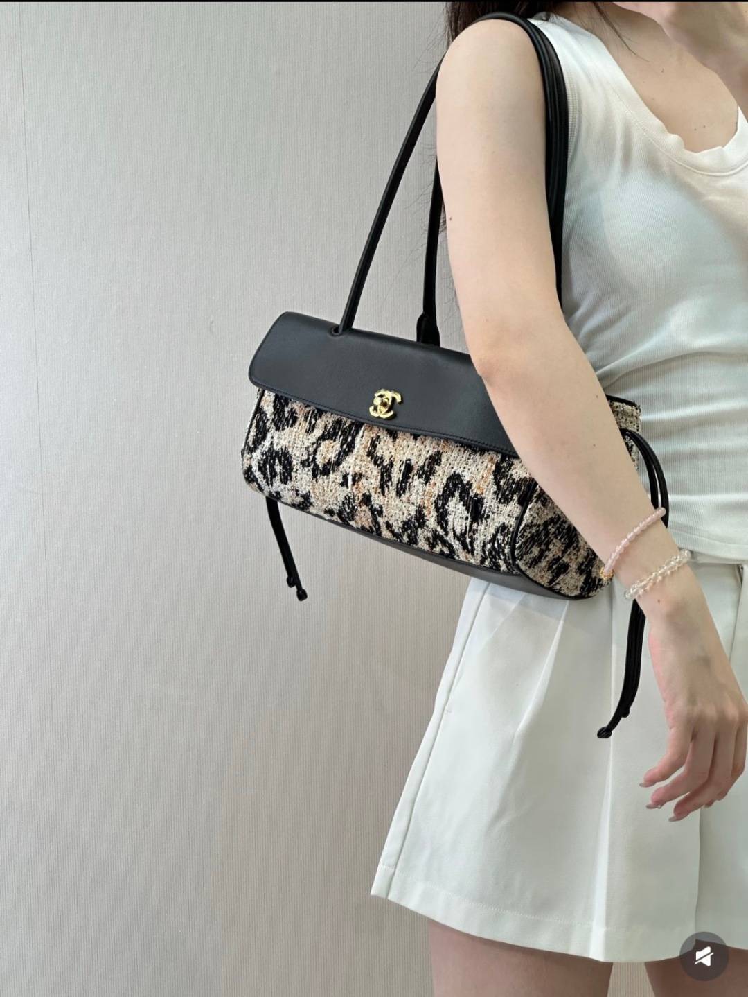 シャネル CHANEL マトラッセ キャビアスキン チェーンショルダーバッグ ブラック ゴールド金具 レディース - 画像 10