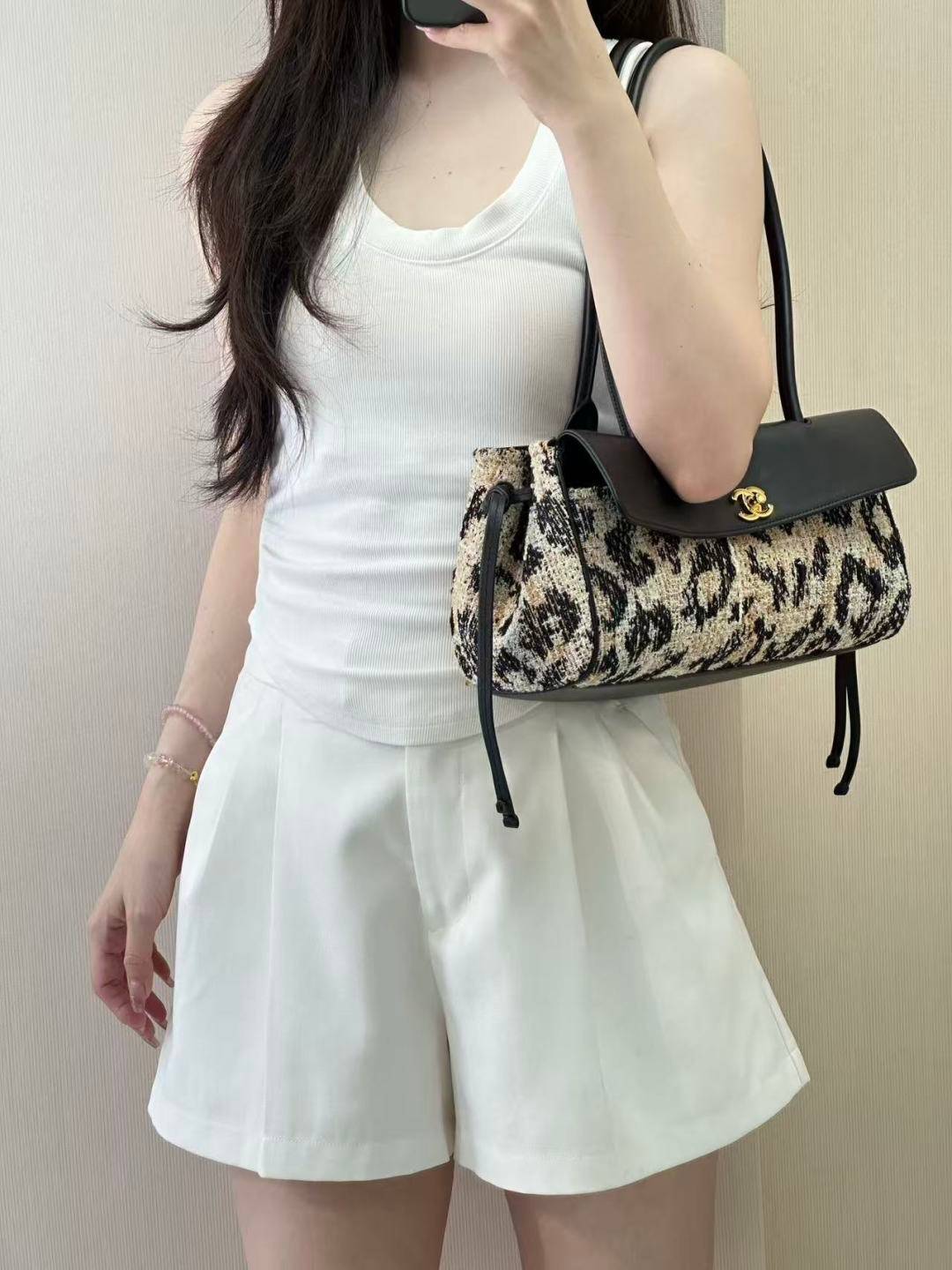 シャネル CHANEL マトラッセ キャビアスキン チェーンショルダーバッグ ブラック ゴールド金具 レディース - 画像 12