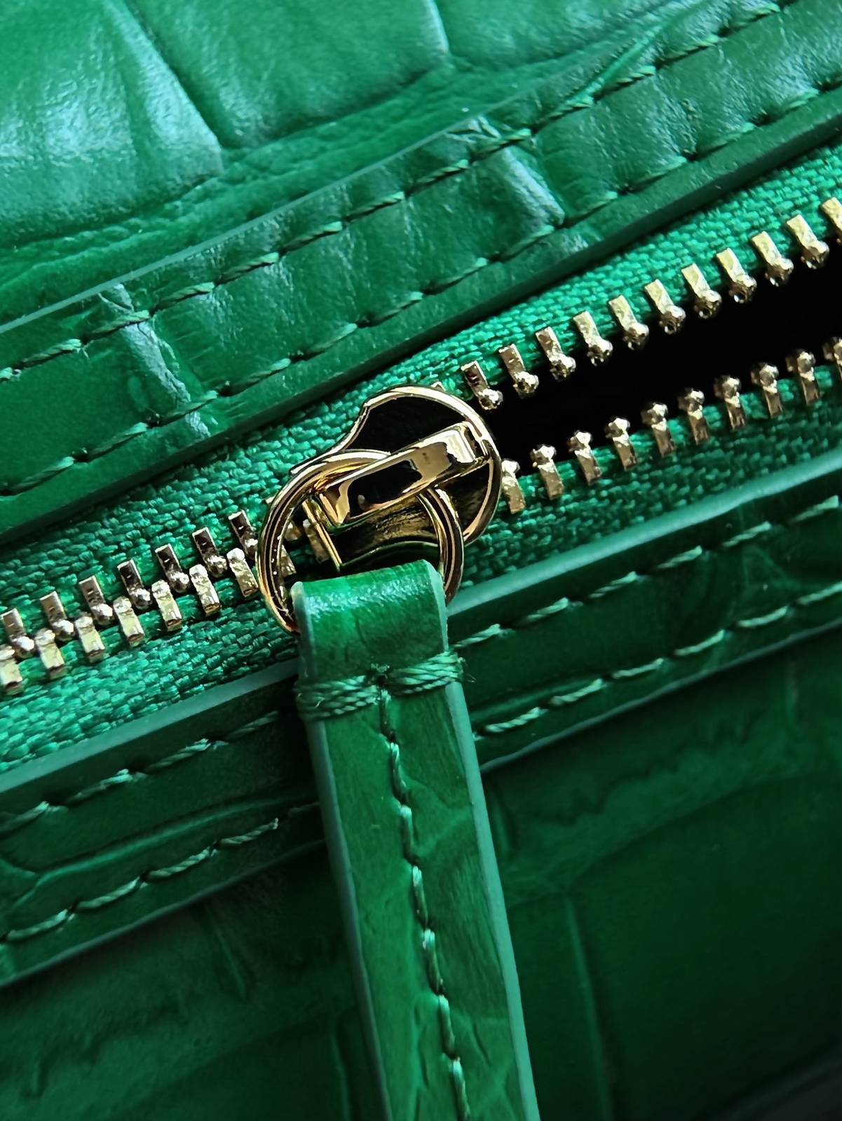 シャネル CHANEL マトラッセ キャビアスキン チェーンショルダーバッグ ゴールド金具 ブラック レディース - 画像 6