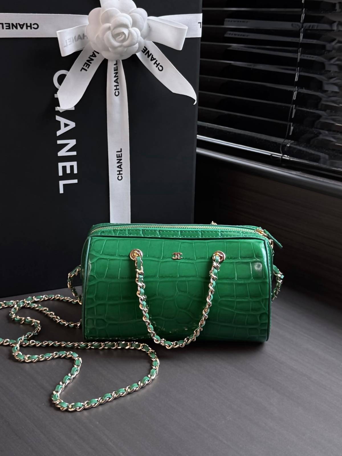 シャネル CHANEL マトラッセ キャビアスキン チェーンショルダーバッグ ゴールド金具 ブラック レディース - 画像 10