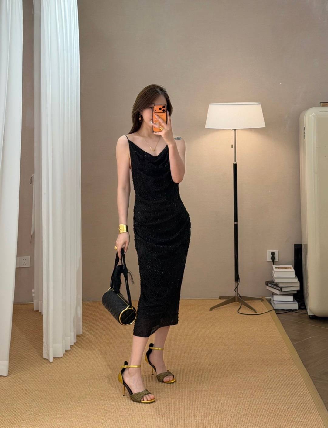 シャネル CHANEL ベロア タッセル付き チェーンショルダーバッグ ブラック ゴールド金具 レディース - 画像 13