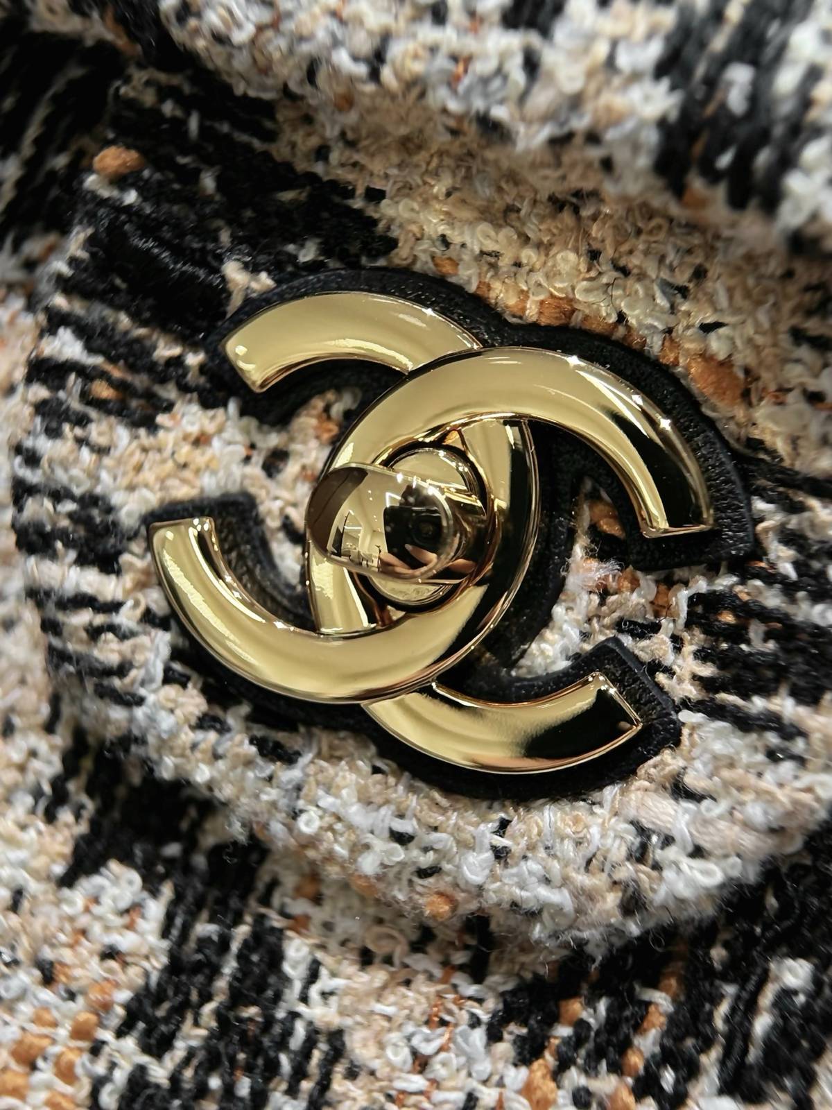 シャネル CHANEL マトラッセ ツイード レオパード フラップバッグ チェーンショルダー ゴールド金具 ブラック レ - 画像 13
