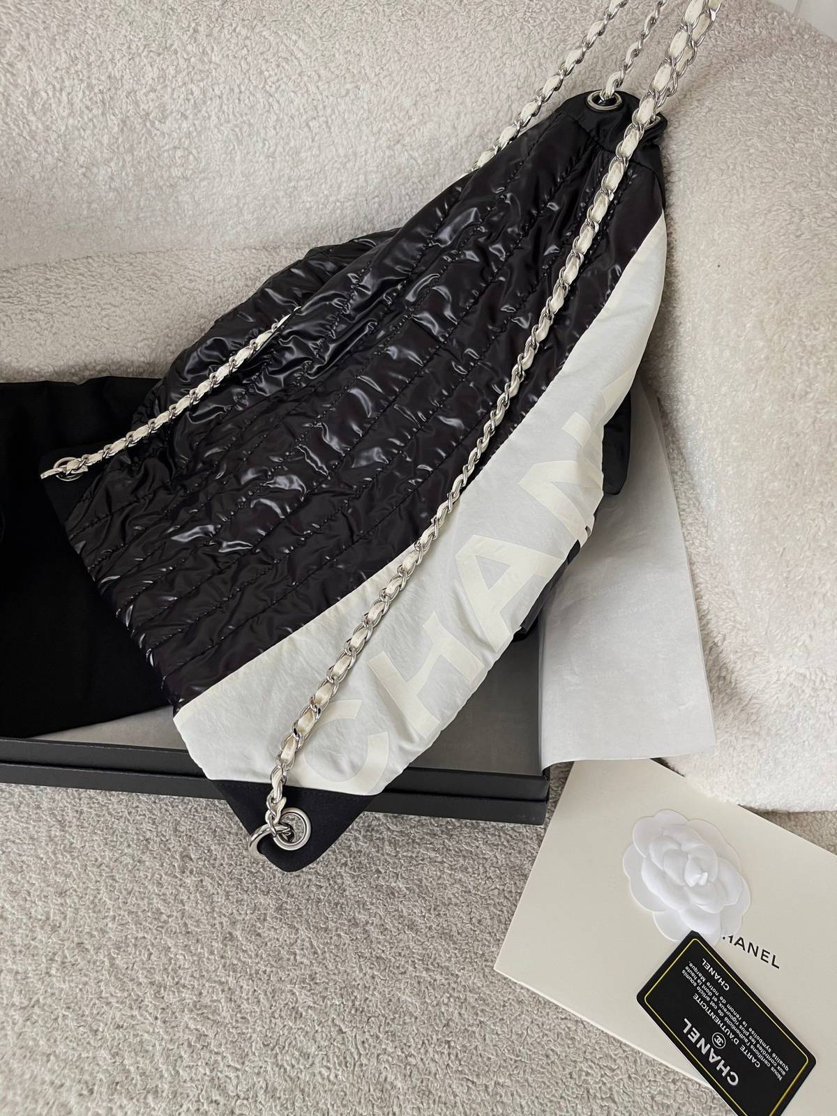 シャネル CHANEL マトラッセ リュック バックパック ブラック ゴールド金具 ファスナー開閉 レザー編み込みチェー - 画像 6