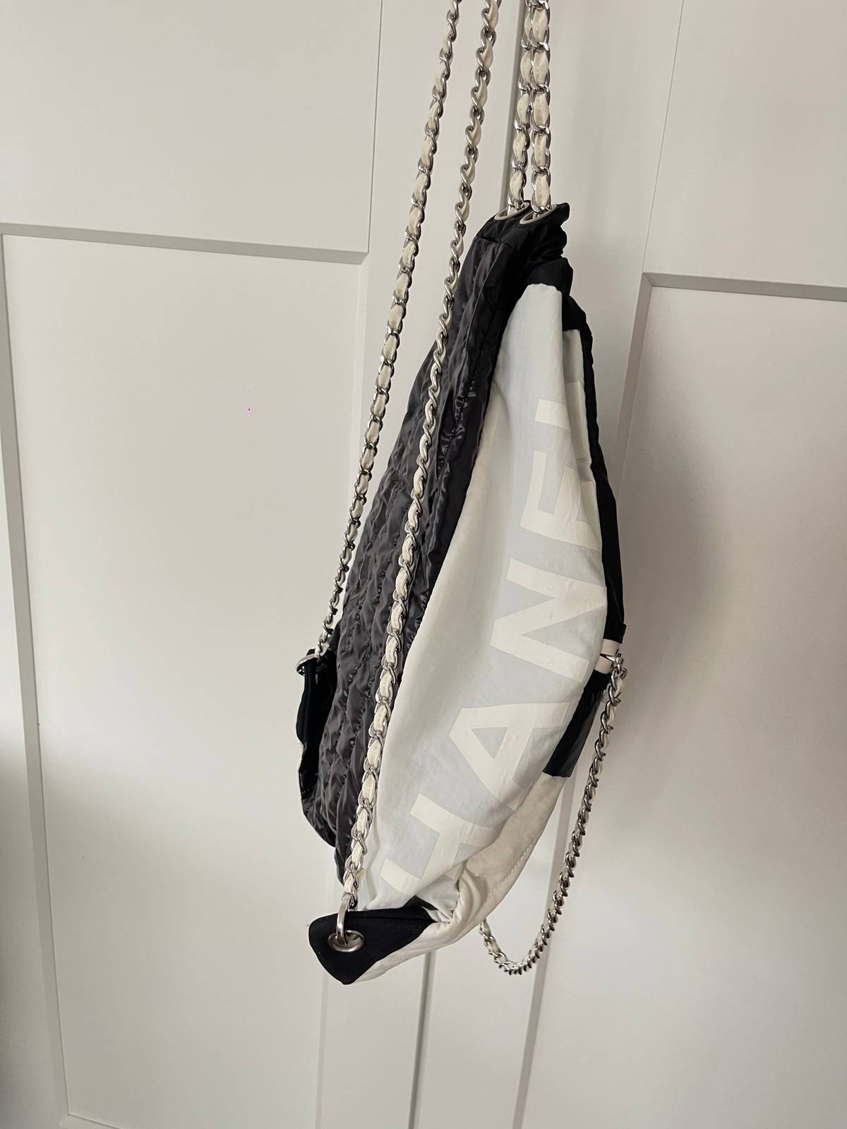 シャネル CHANEL マトラッセ リュック バックパック ブラック ゴールド金具 ファスナー開閉 レザー編み込みチェー - 画像 9