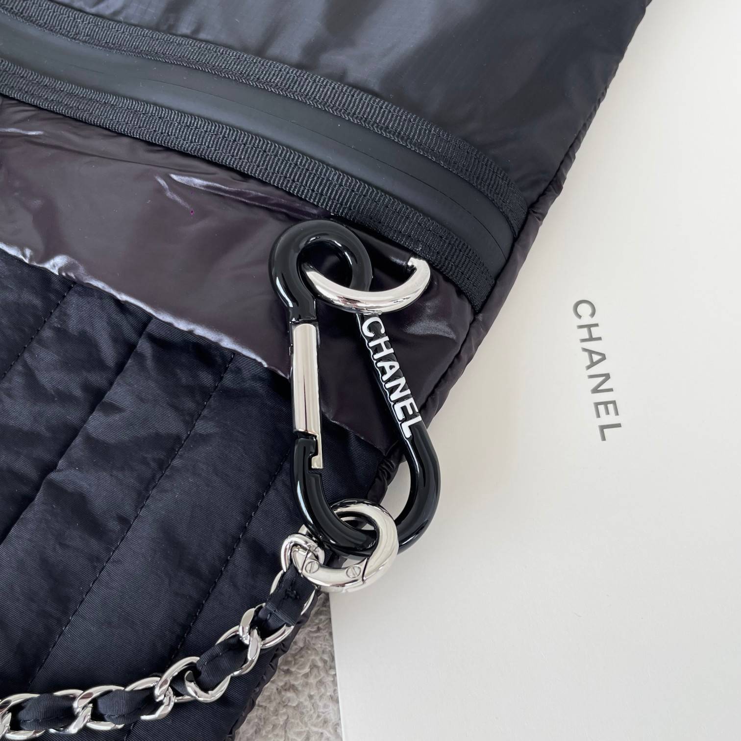 シャネル CHANEL マトラッセ リュック バックパック ブラック ゴールド金具 ファスナー開閉 レザー編み込みチェー - 画像 18