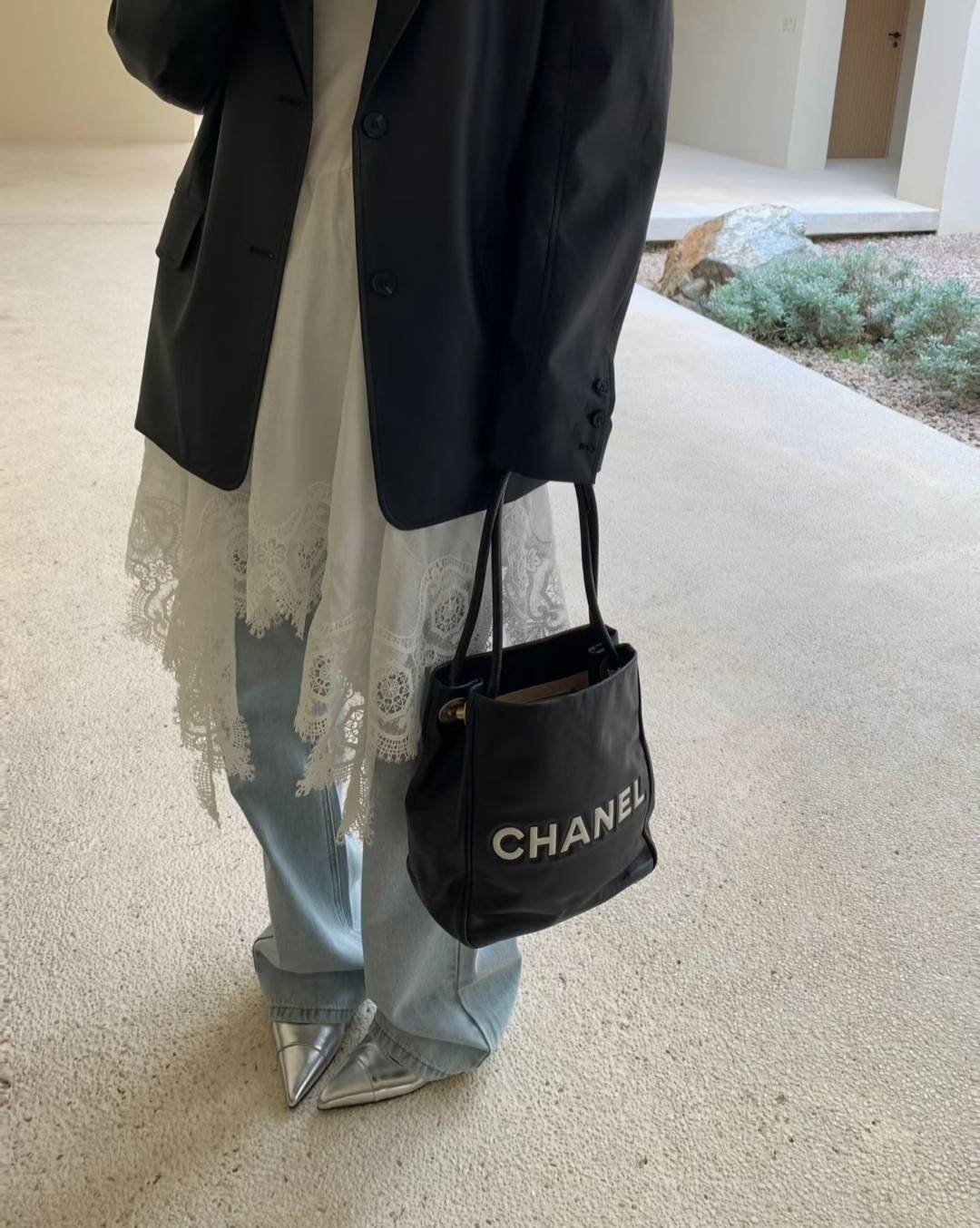 シャネル CHANEL ブラック マトラッセ ロゴ キャビアスキン トートバッグ ゴールド金具 ターンロック レディース - 画像 11