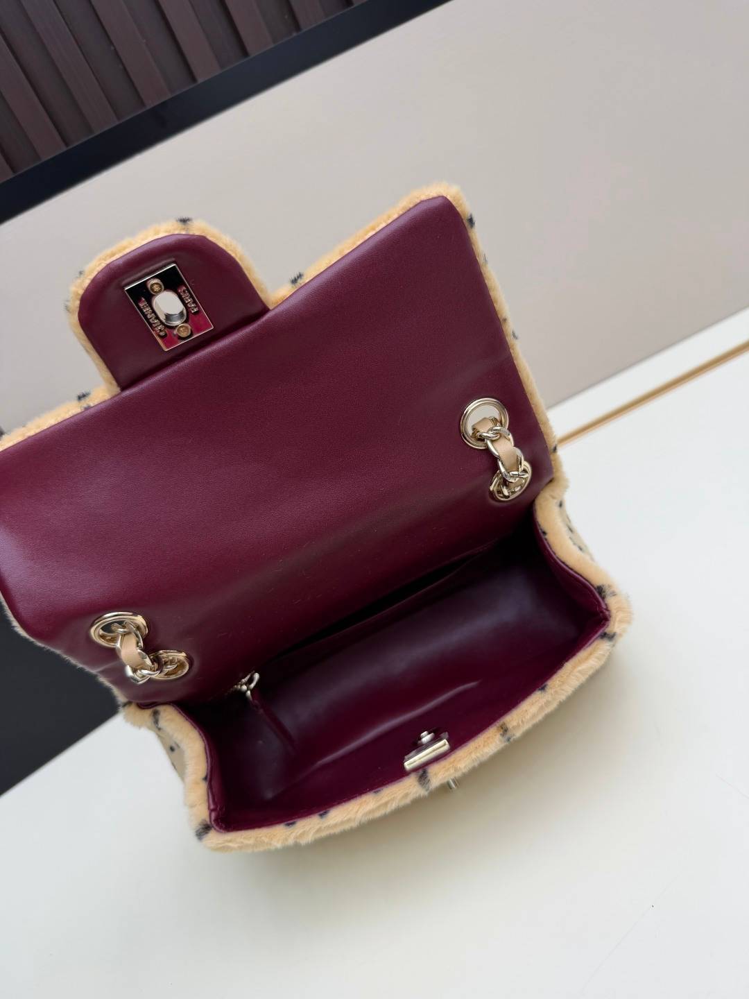 シャネル 071 マトラッセ ボーダーレザー チェーンショルダーバッグ レディース ブラック金具 ミュールレザー - 画像 3