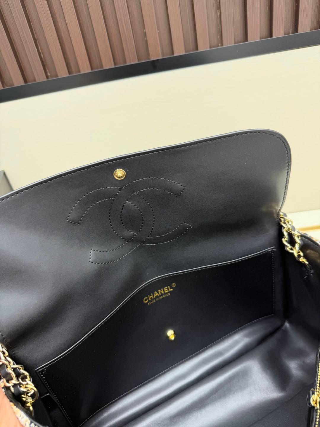 シャネル 054 マトラッセ ツイード チェーンショルダーバッグ ゴールド金具 レディース マルチカラー - 画像 2