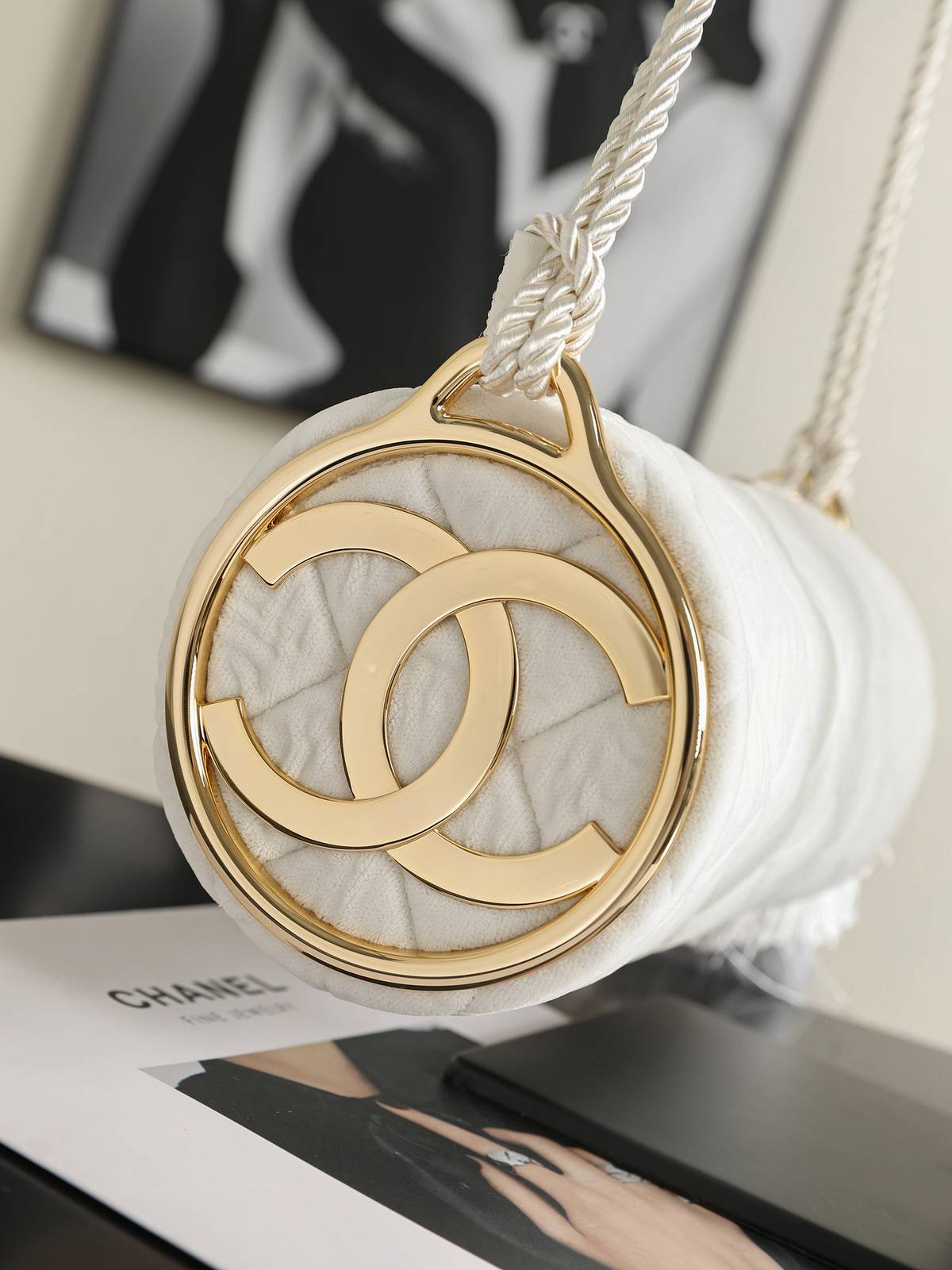 シャネル CHANEL ベロア チェーンショルダー バニティバッグ ターンロック ゴールド金具 ブラック レディース - 画像 14