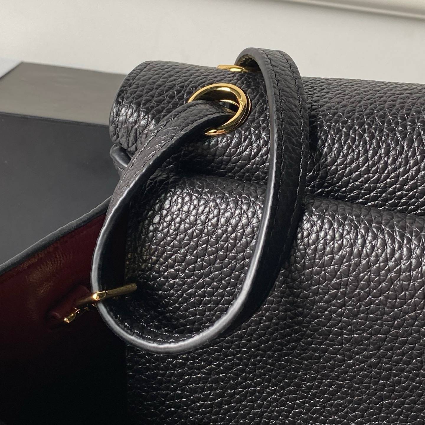 シャネル CHANEL マトラッセ チェーンショルダーバッグ キャビアスキン ゴールド金具 レディース ブラック ベージ - 画像 2