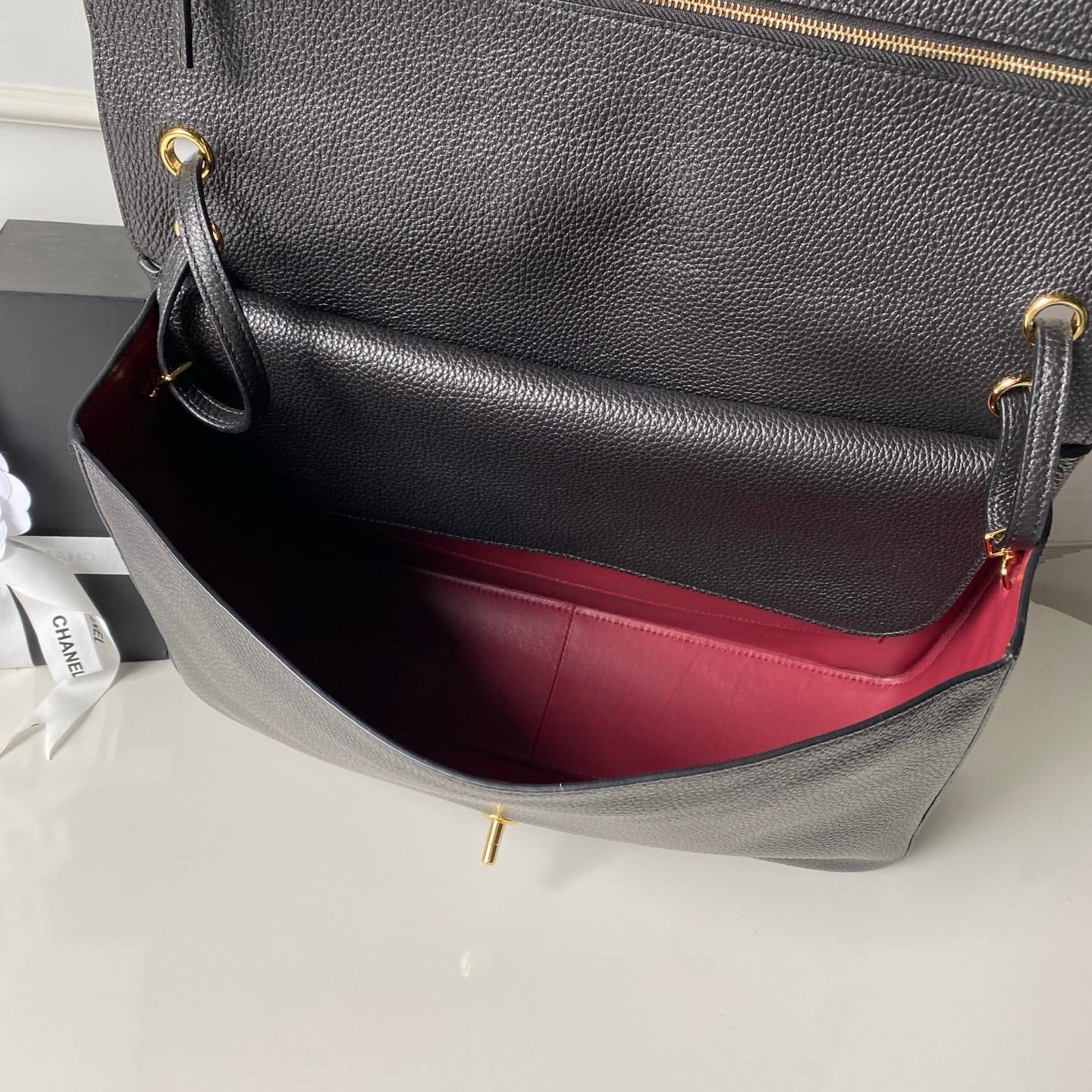 シャネル CHANEL マトラッセ チェーンショルダーバッグ キャビアスキン ゴールド金具 レディース ブラック ベージ - 画像 4