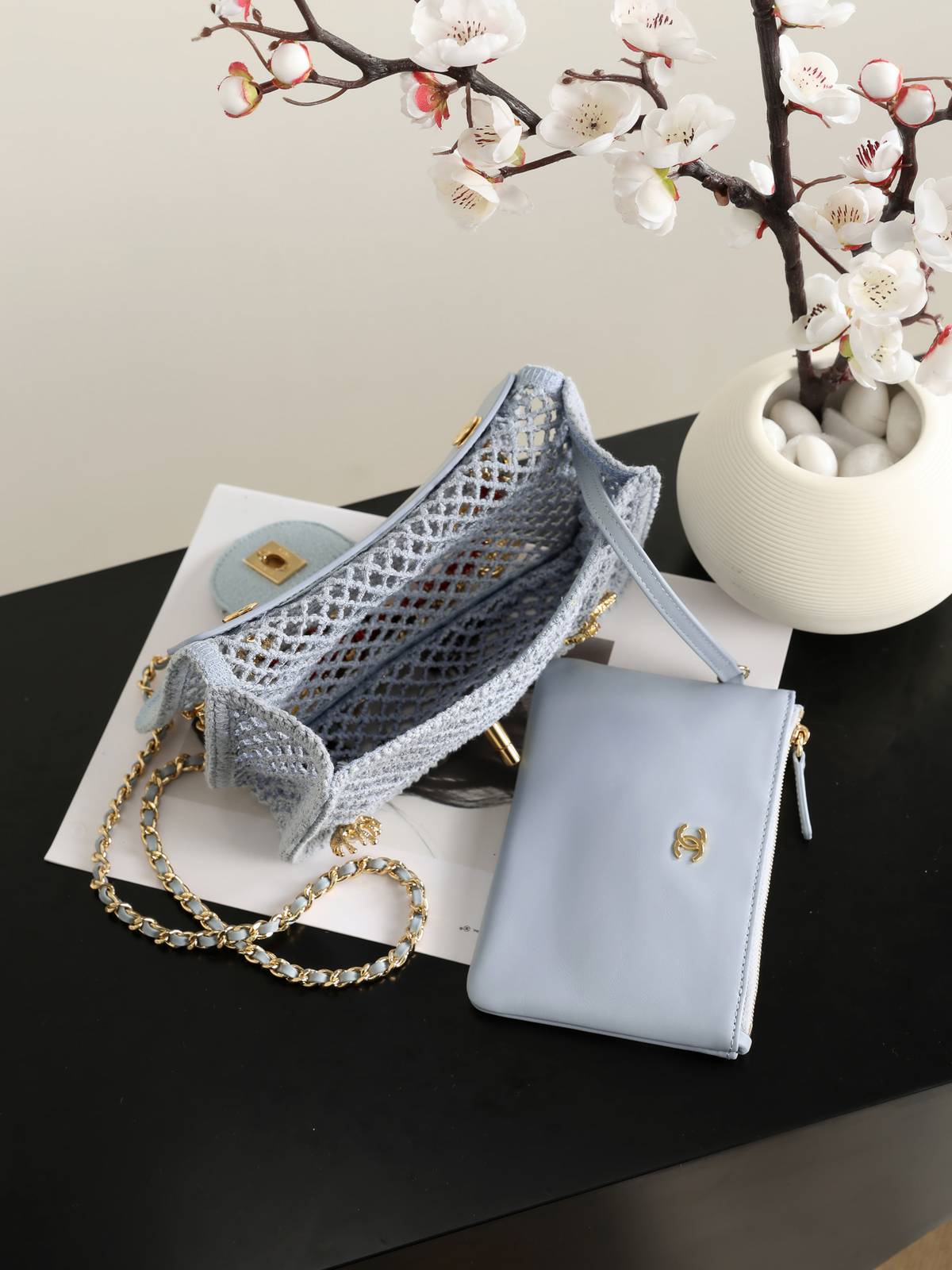 シャネル CHANEL マトラッセ チェーンショルダーバッグ キャビアスキン ゴールド金具 レディース ネイビー - 画像 4