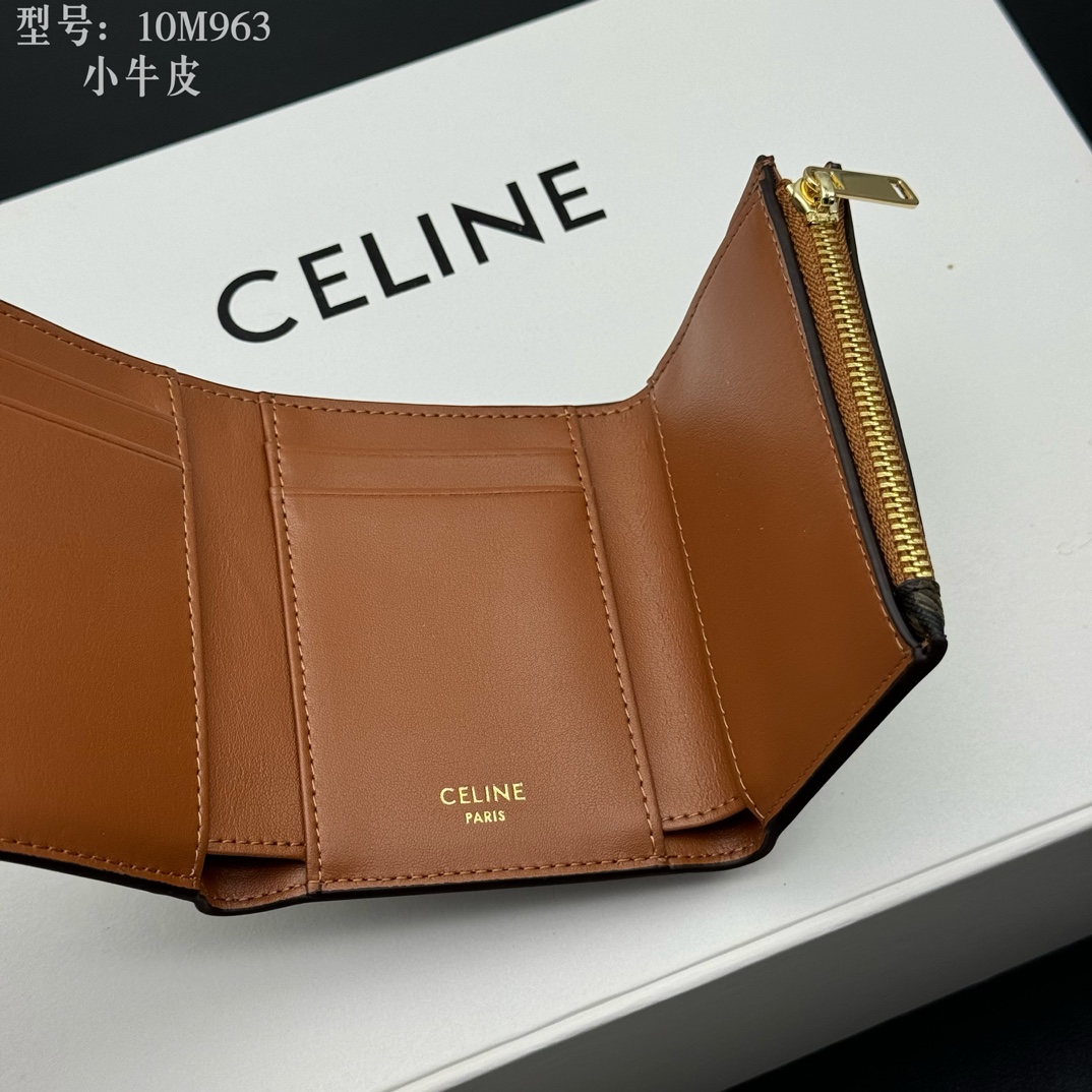 セリーヌ ロゴプリント 財布 10M963 ブラック ゴールド金具 🧳 - 画像 8