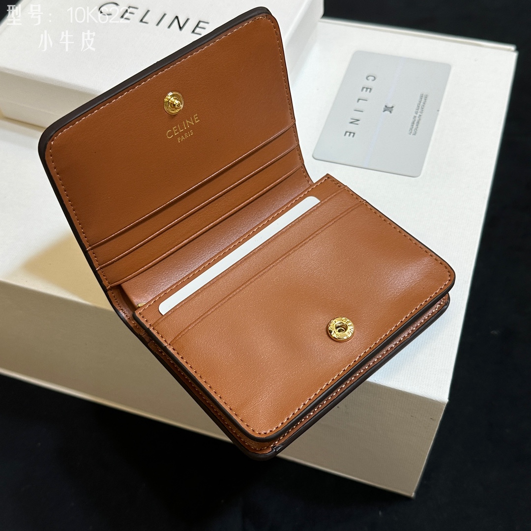 セリーヌ Celine 10K622 ミニ二つ折り財布 ブラウン ブラック シグネチャー レザー 小牛革 二つ折り財布 🌟 - 画像 9