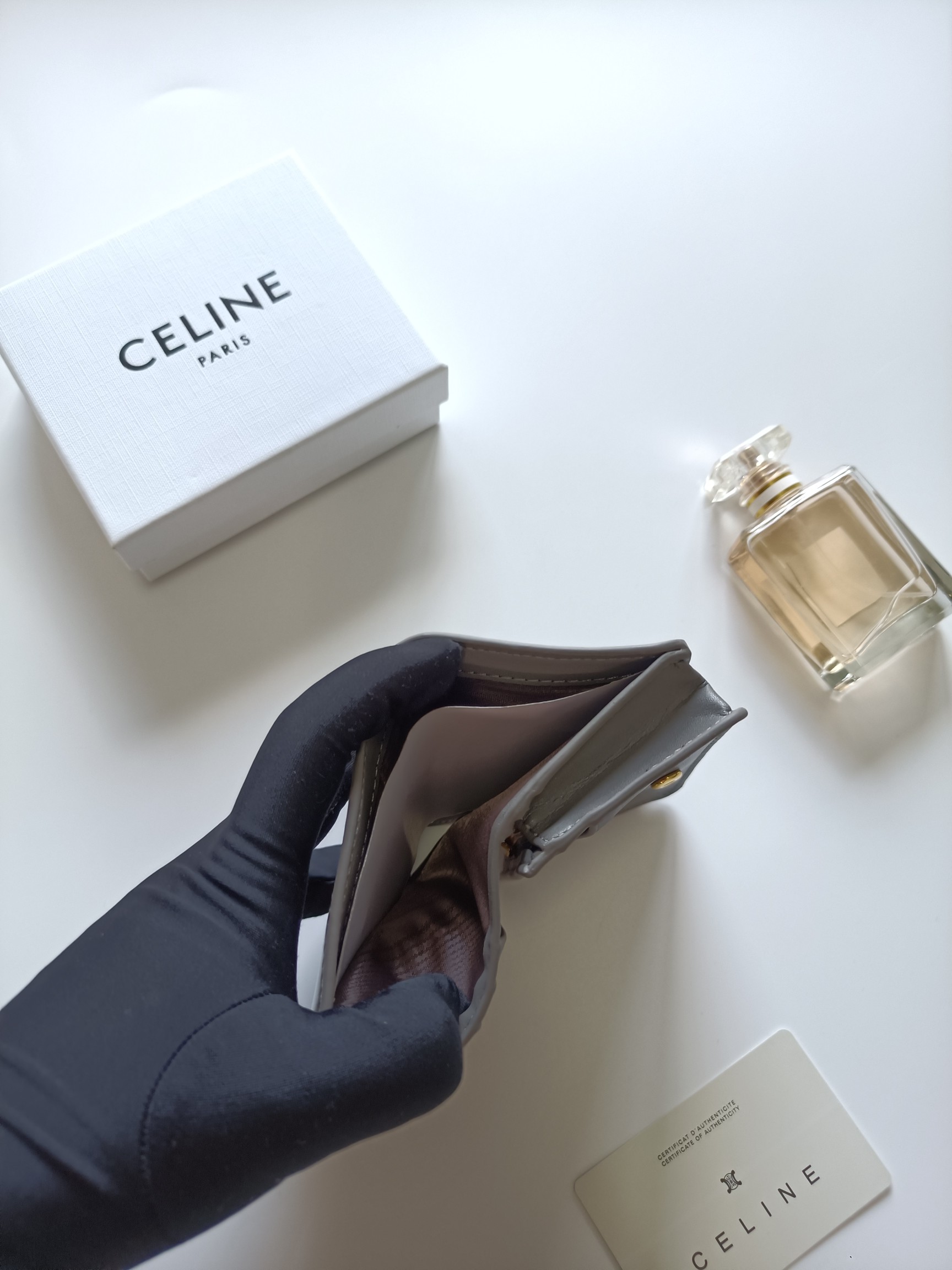 CELINE セリーヌ 二つ折りウォレット グレー 二つ折り財布 財布 靴下付き ✨ - 画像 7