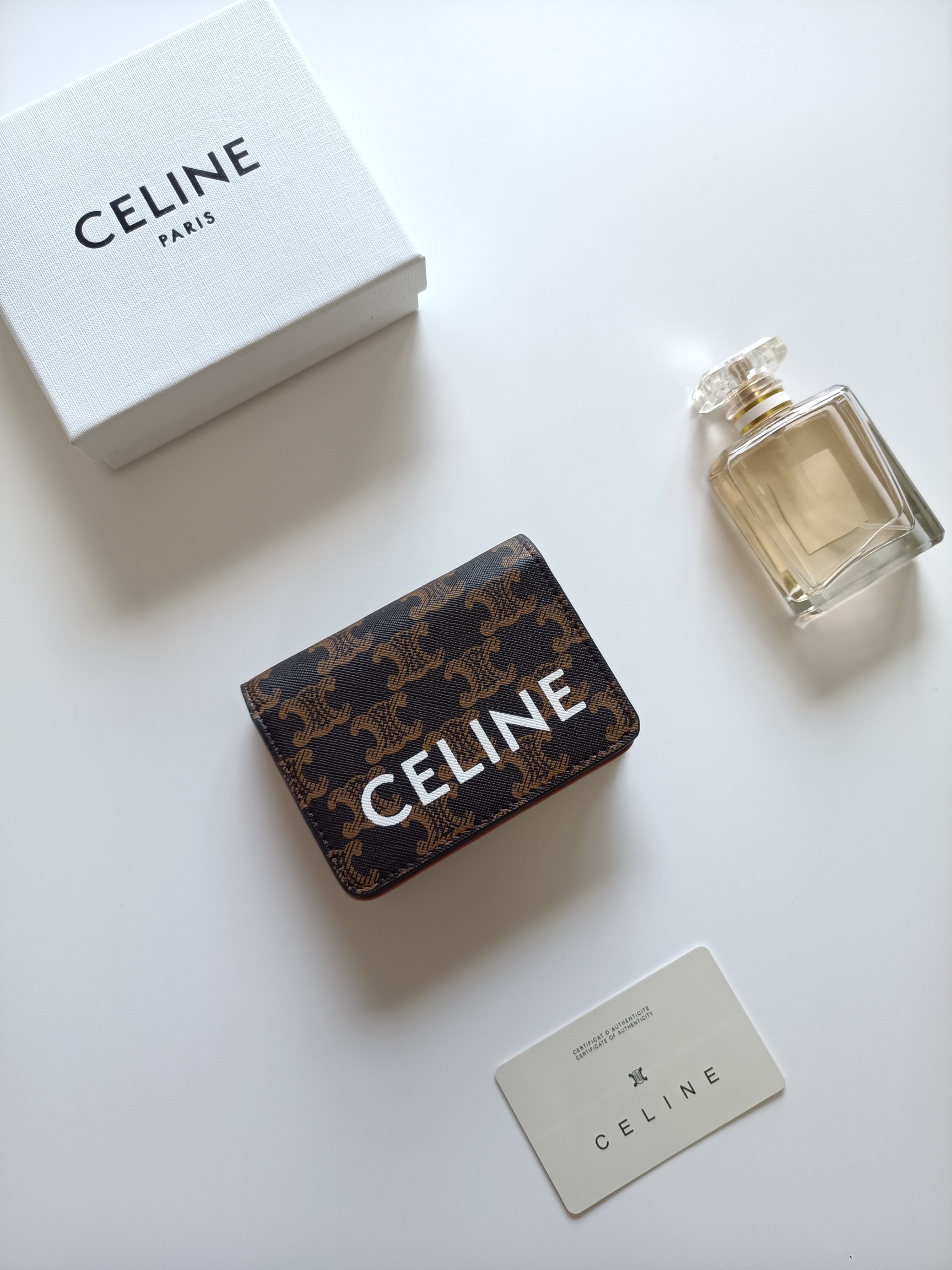 CELINE セリーヌ ロングウォレット ブラウン 2色入 🌸