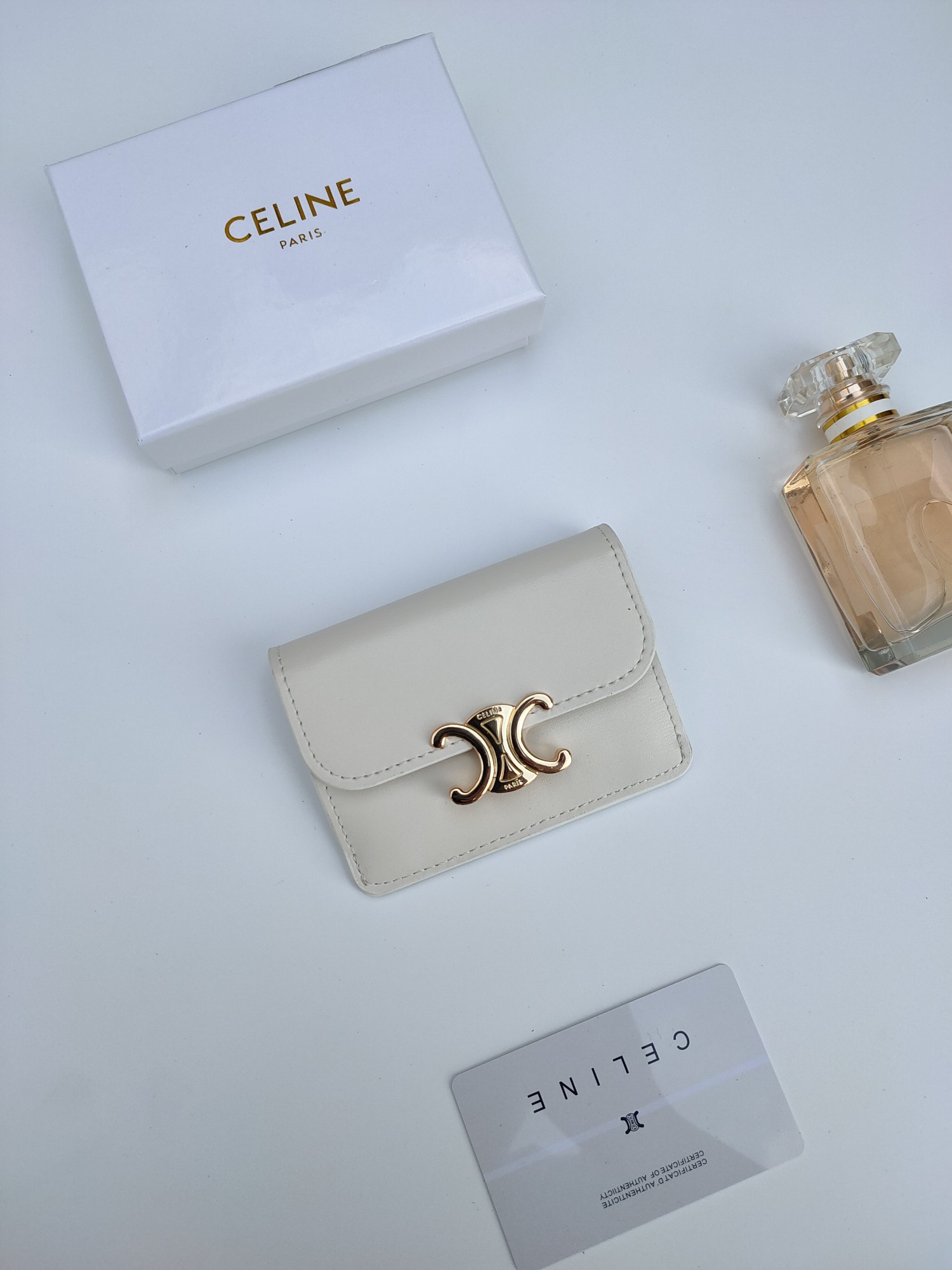 CELINE セリーヌ カードケース ホワイト 2色入 🎁