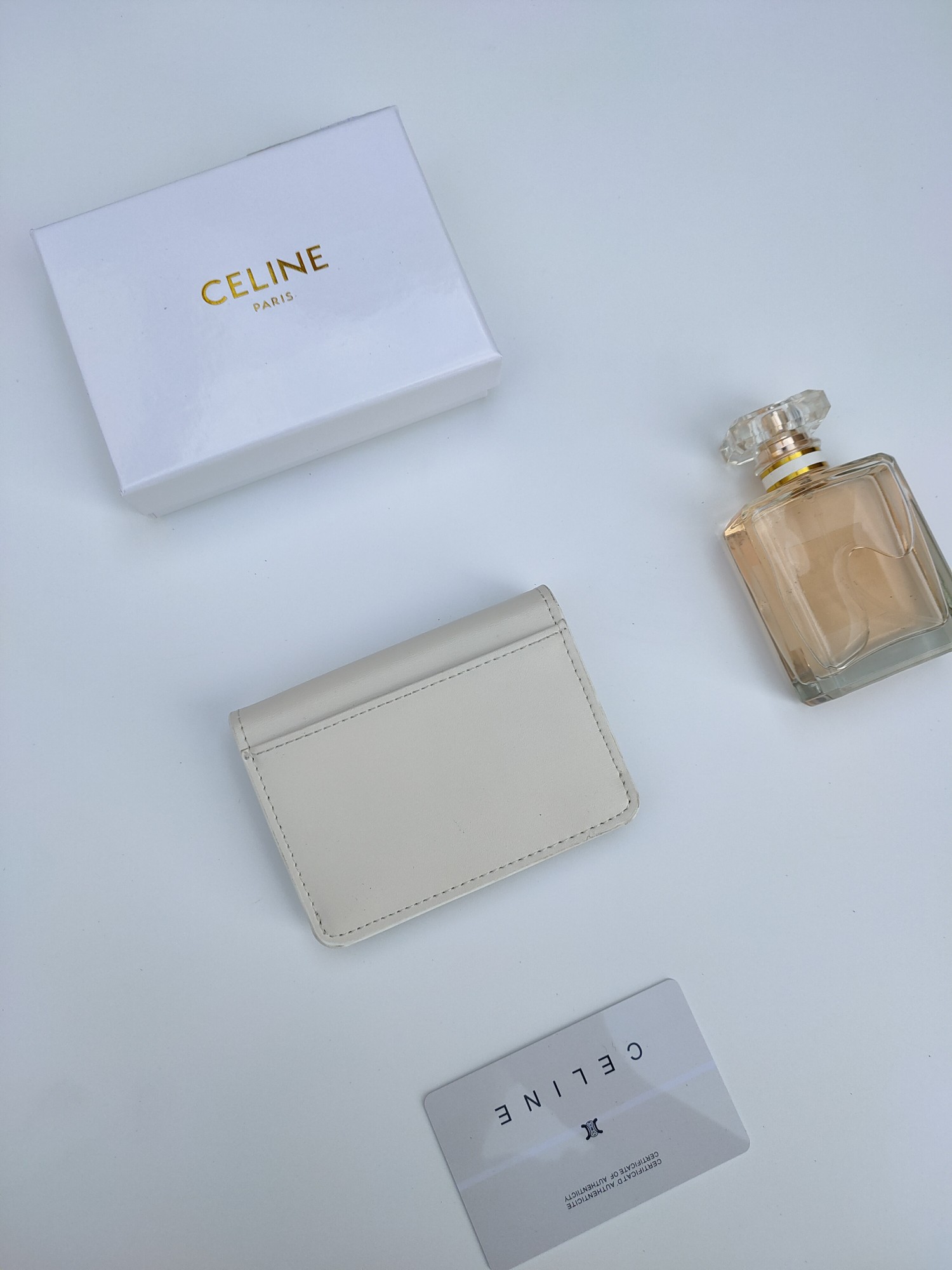 CELINE セリーヌ カードケース ホワイト 2色入 🎁 - 画像 3