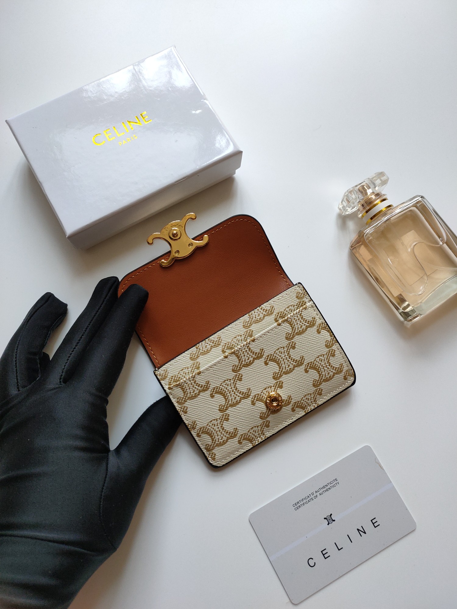 CELINE セリーヌ カードケース ミニ財布 イエロー 1色入 🌸 - 画像 5