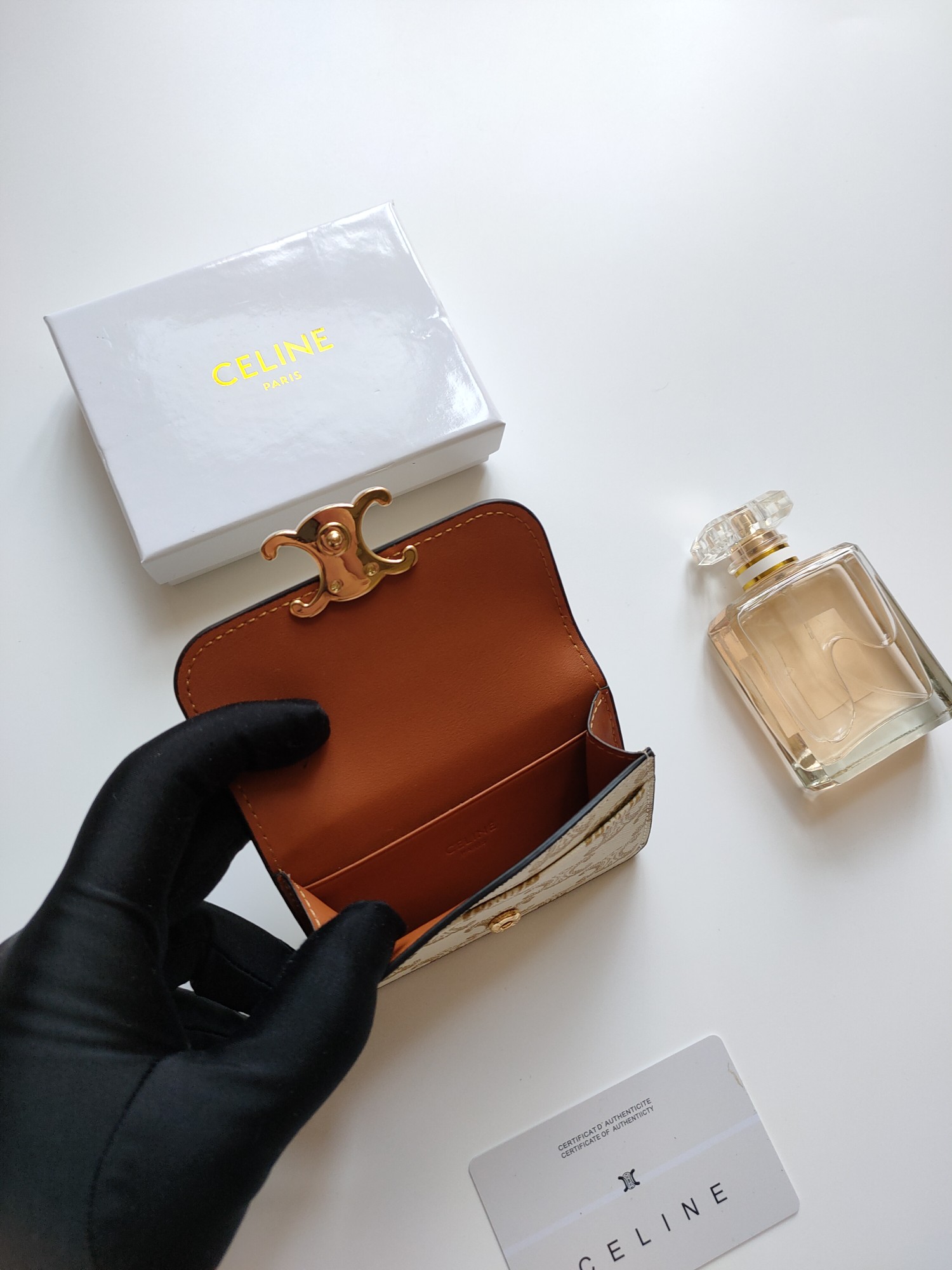 CELINE セリーヌ カードケース ミニ財布 イエロー 1色入 🌸 - 画像 6