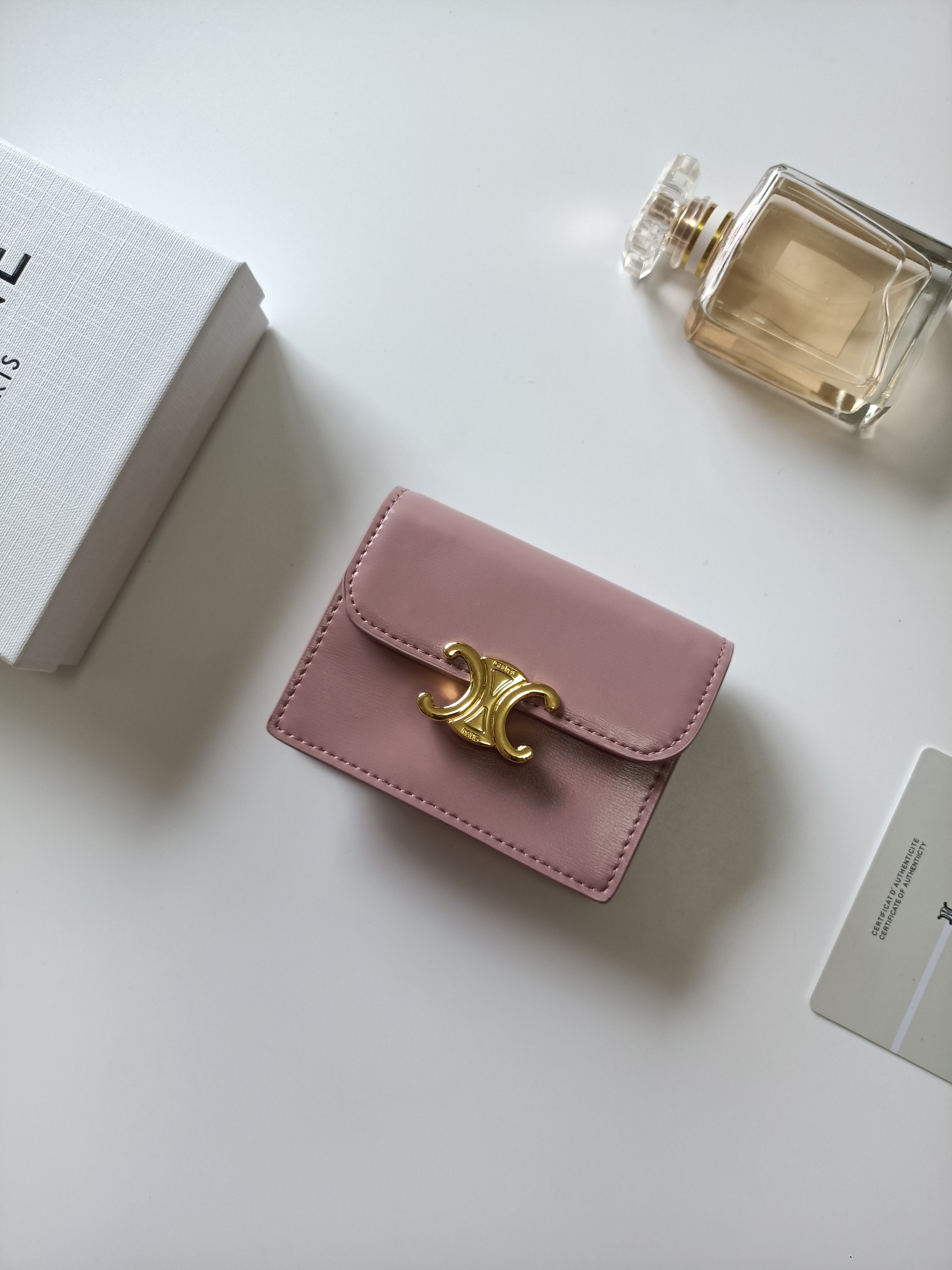 CELINE ピンク ウォレット プチウォレット 長財布 レディース ゴールド金具 🌸 - 画像 2