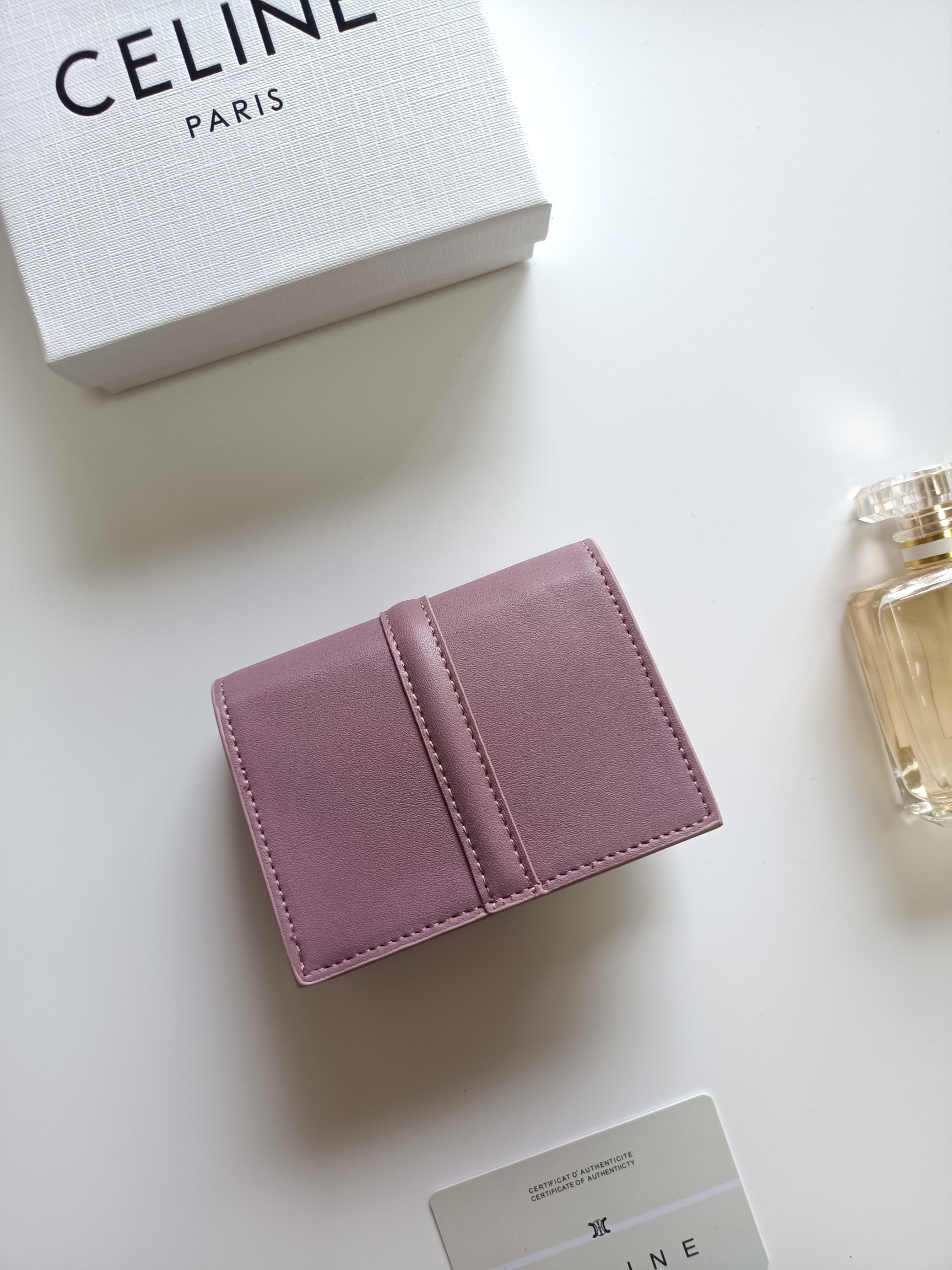 CELINE セリーヌ スモールウォレット ラベンダー 2つ折り 長財布 レディース 🖤 - 画像 3