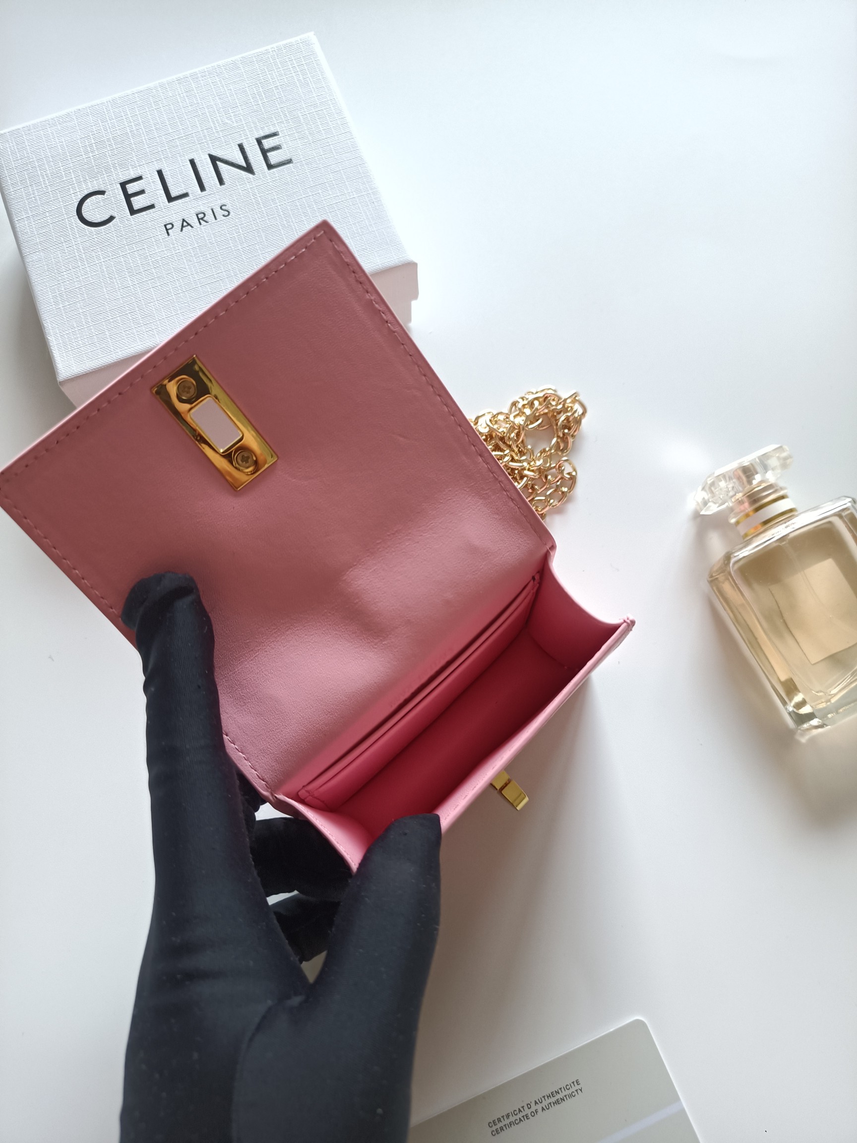 CELINE ピンク ミニウォレット 鍵付きチェーンショルダー ショルダーバッグ 1色入 💖 - 画像 6