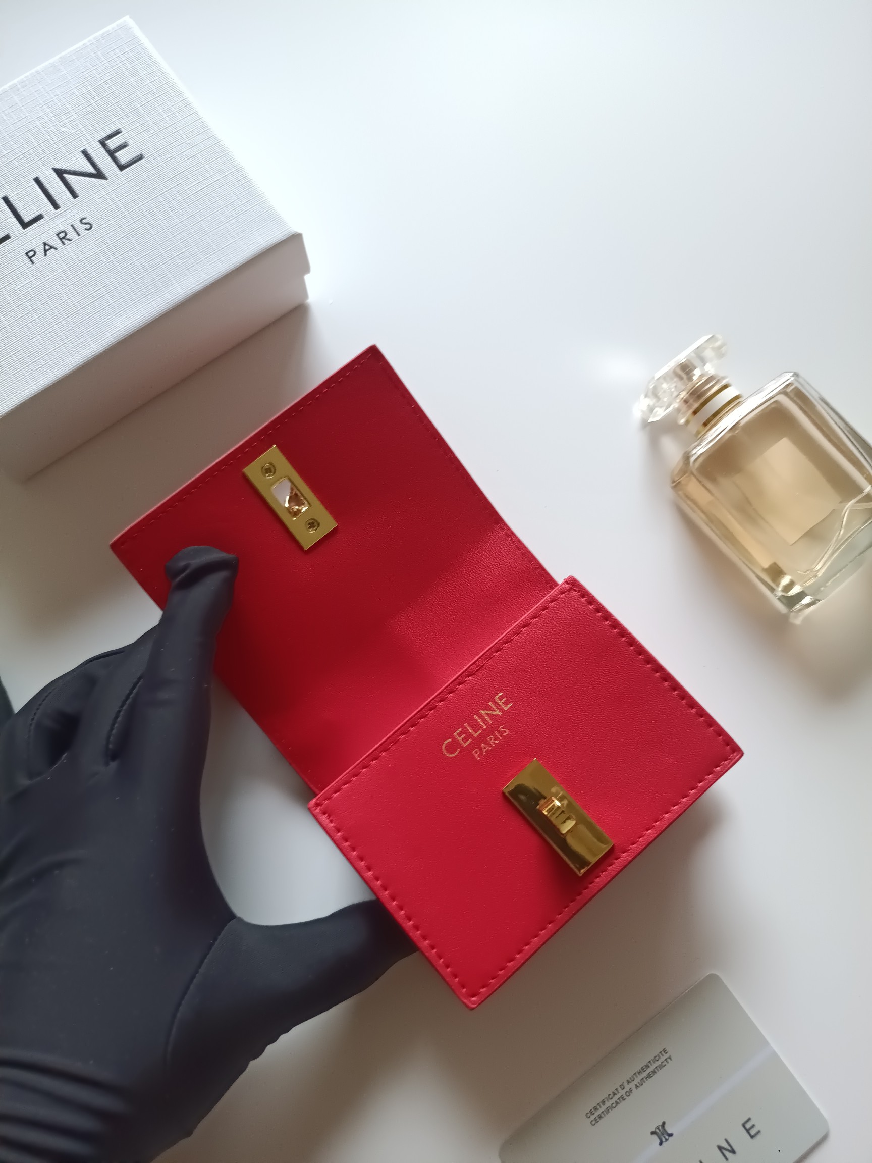 CELINE ポーチ レッド ゴールドチェーン付き 2way ミニウォレット 🌸 - 画像 5