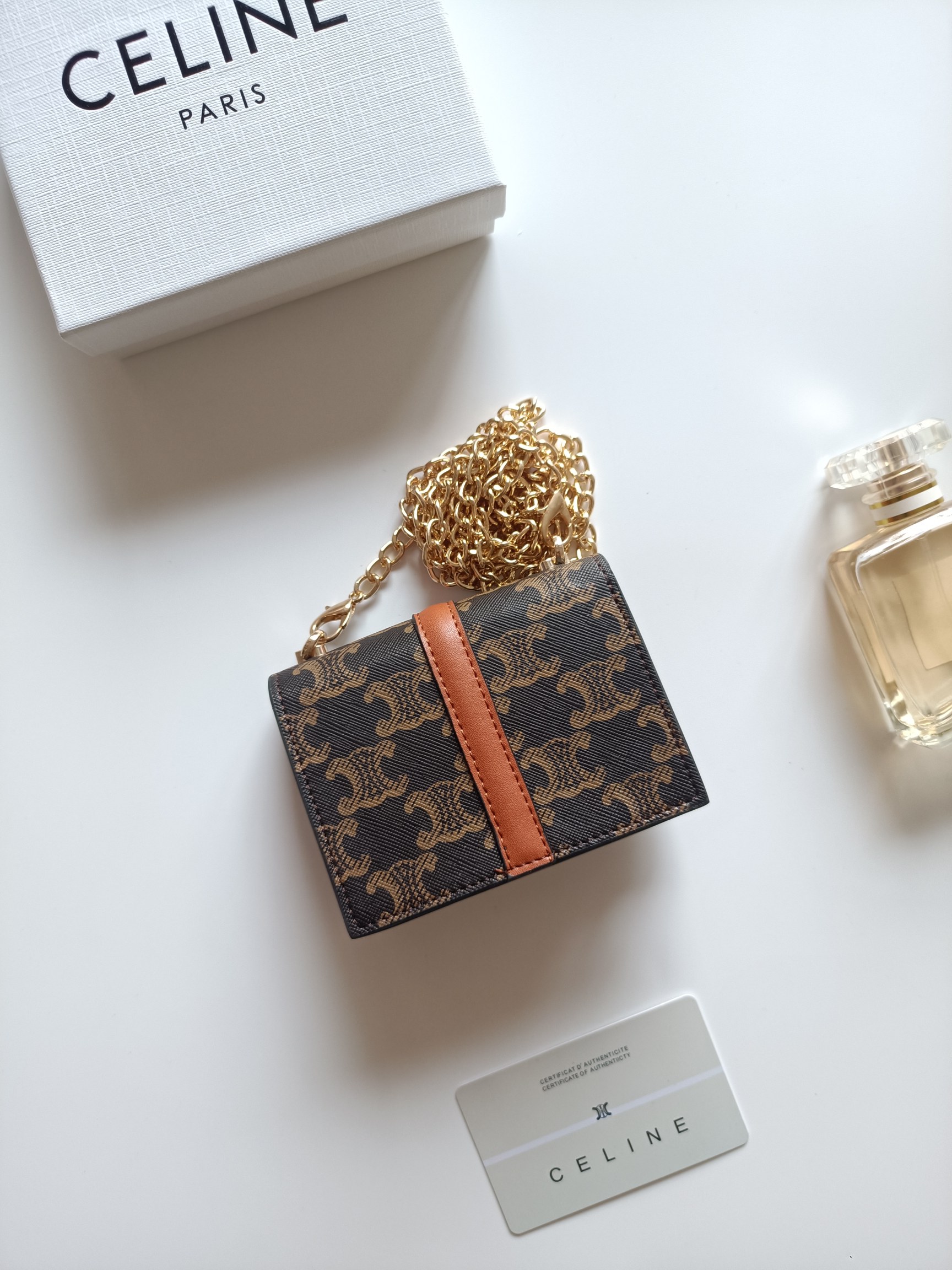 セリーヌ ウォレット キャンバス チェーン付き ブラウン 1色入 🍀 - 画像 3