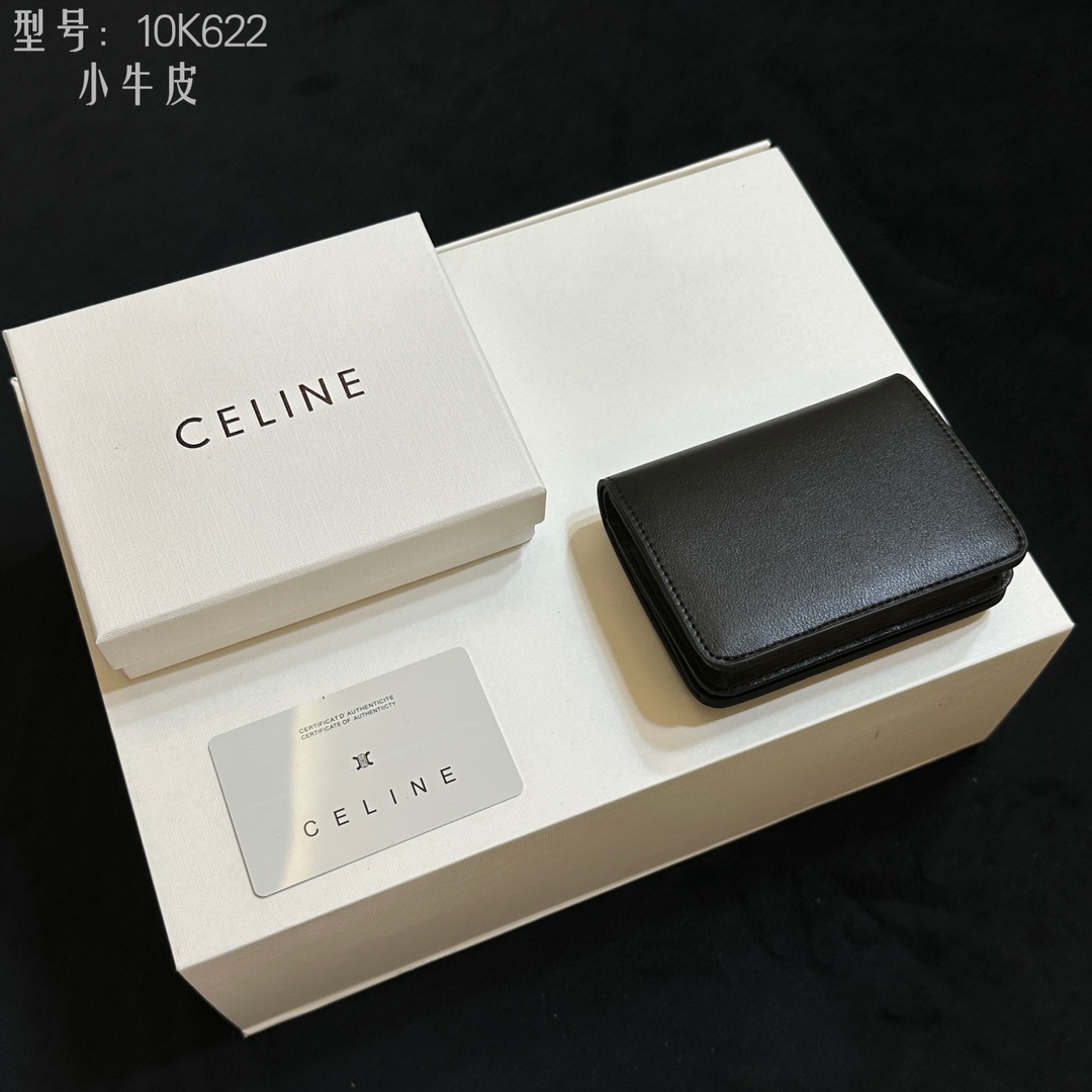 CELINE ブラック レザー カードケース 10K622 黒色 小牛革 二つ折り財布 ゴールド ロゴ付き 🖤✨ - 画像 2