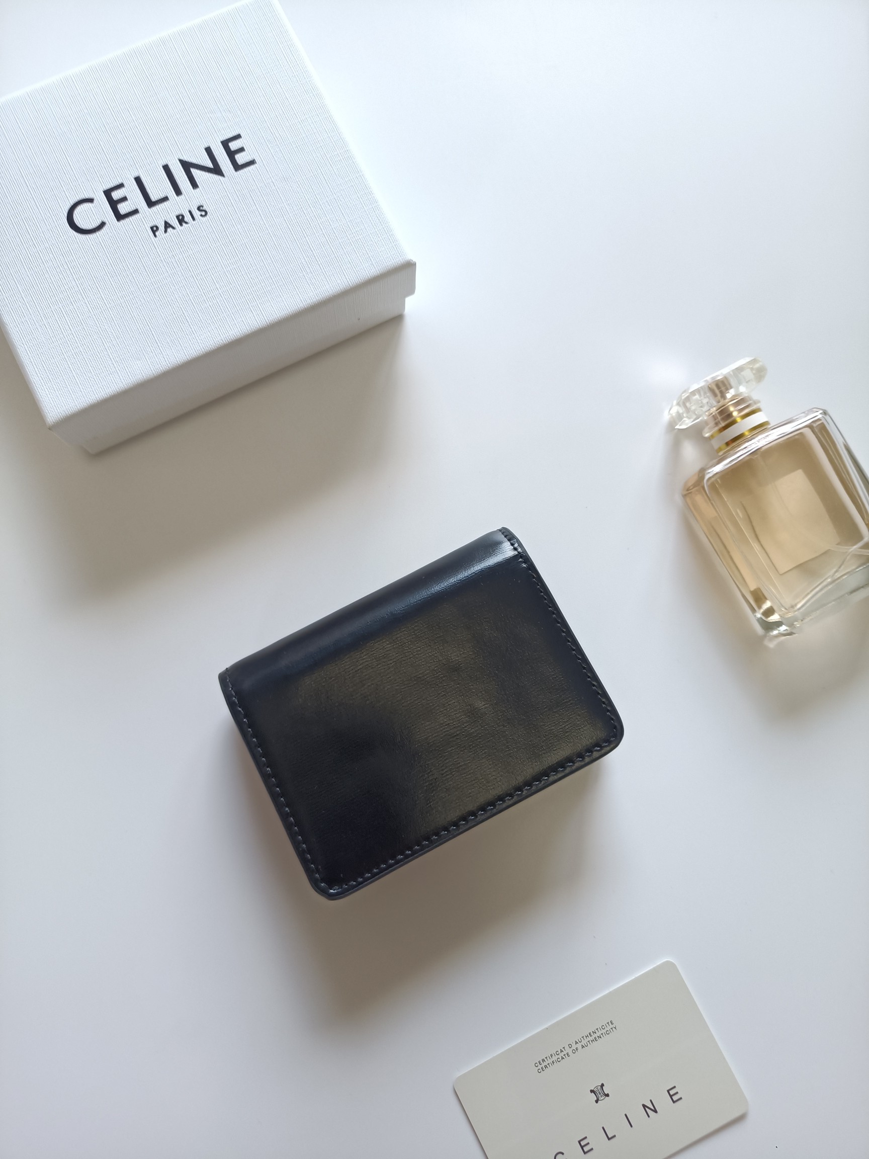 セリーヌ ブラック キャメリア ロゴ ポーチ 2つ折り財布 🖤 - 画像 3