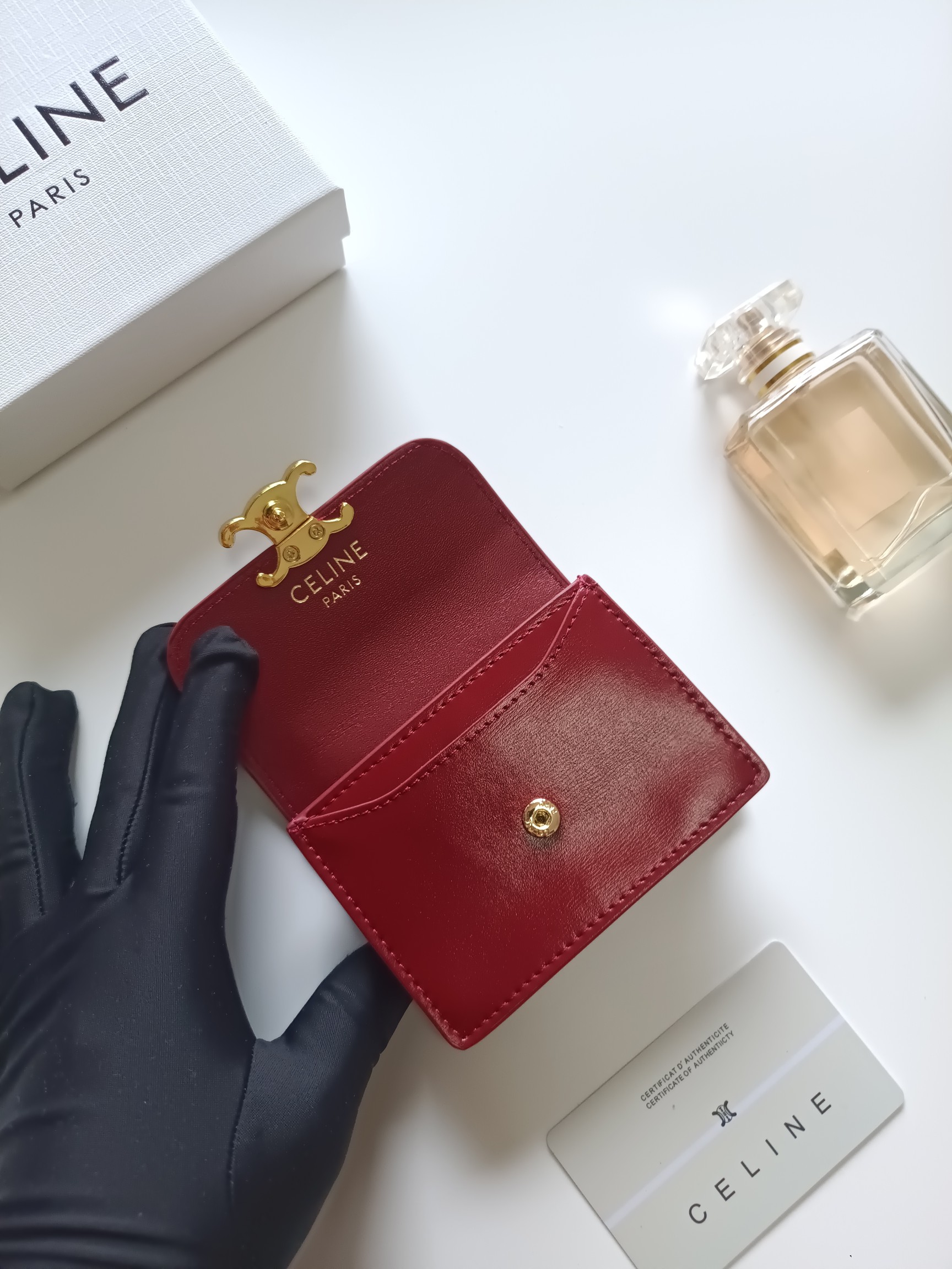 CELINE セリーヌ 財布 レッド ゴールド ロゴ 長財布 1色入 🧡 - 画像 5