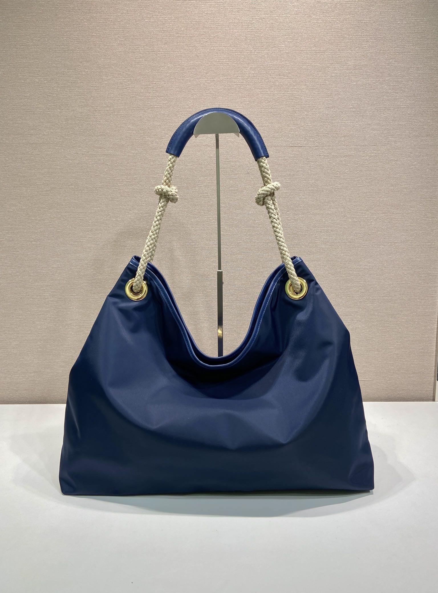 プラダ ミニトート ブルー 1色入 🎒 - 画像 4