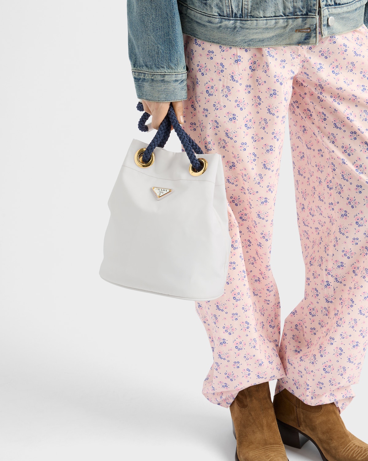 PRADA プラダ バッグ バケットバッグ 白 ブラック バッグ 2色入 🧺 - 画像 8