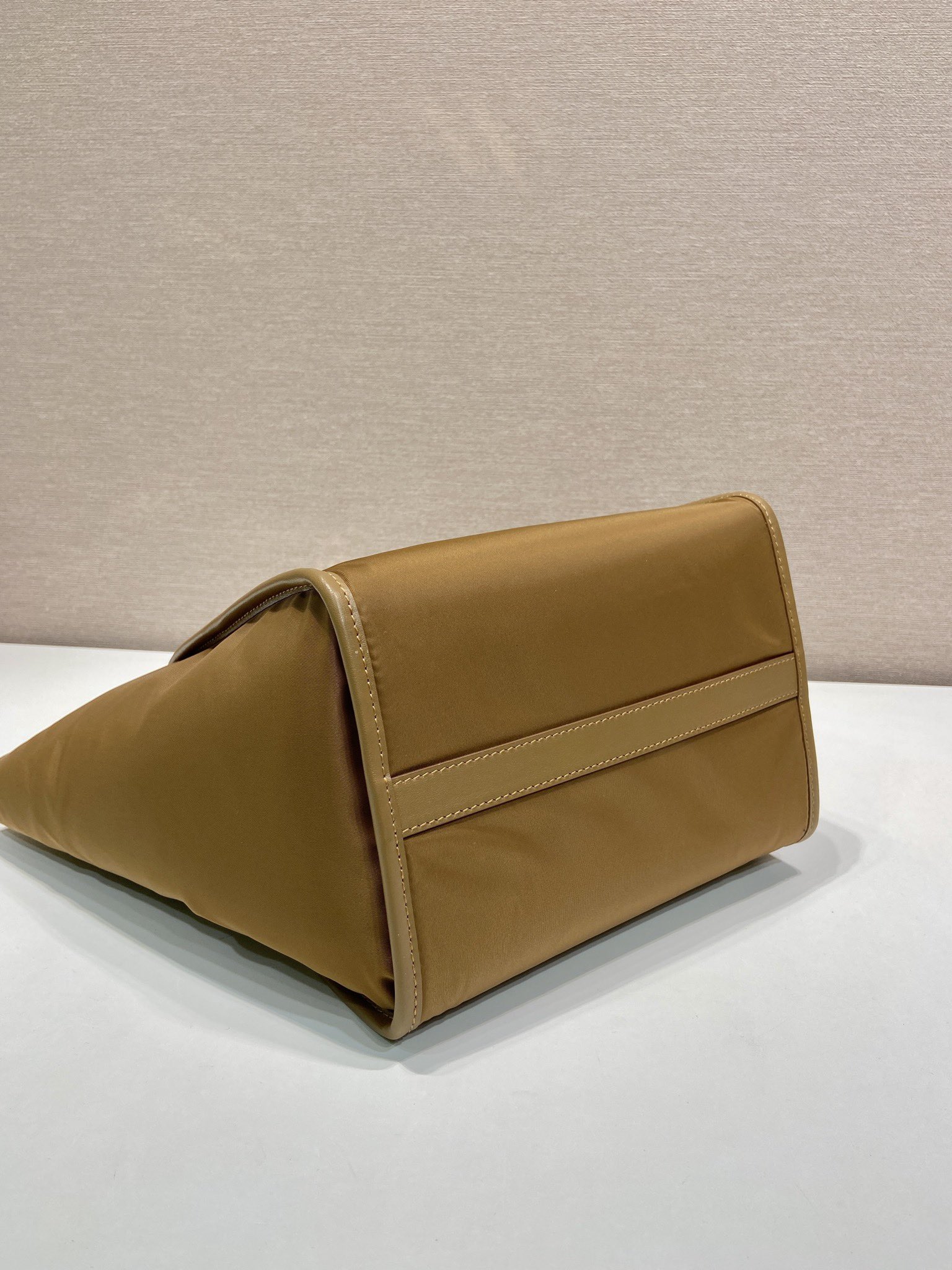 プラダ ブラウン ショッピングバッグ 2色入 🛍️ - 画像 6