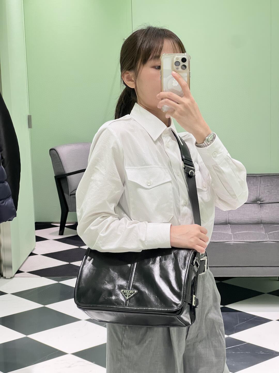 プラダ メンズ レディース ブラック ボストンバッグ 1色入 🖤 - 画像 2