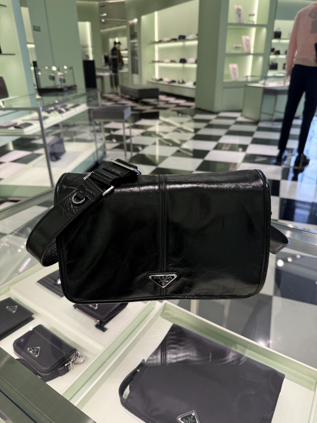 プラダ メンズ レディース ブラック ボストンバッグ 1色入 🖤 - 画像 5
