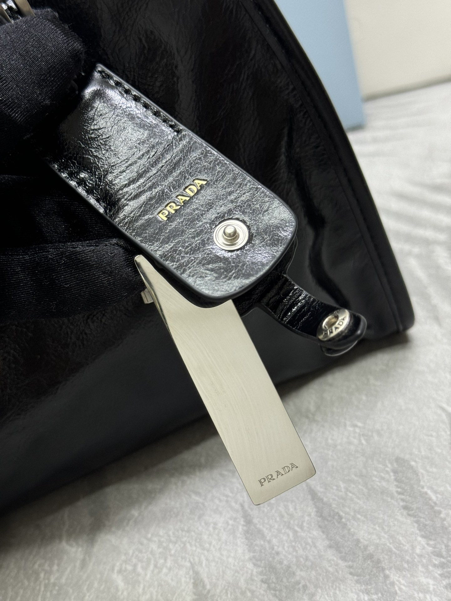 PRADA プラダ ハンドバッグ 黒 1色入 🖤 - 画像 7